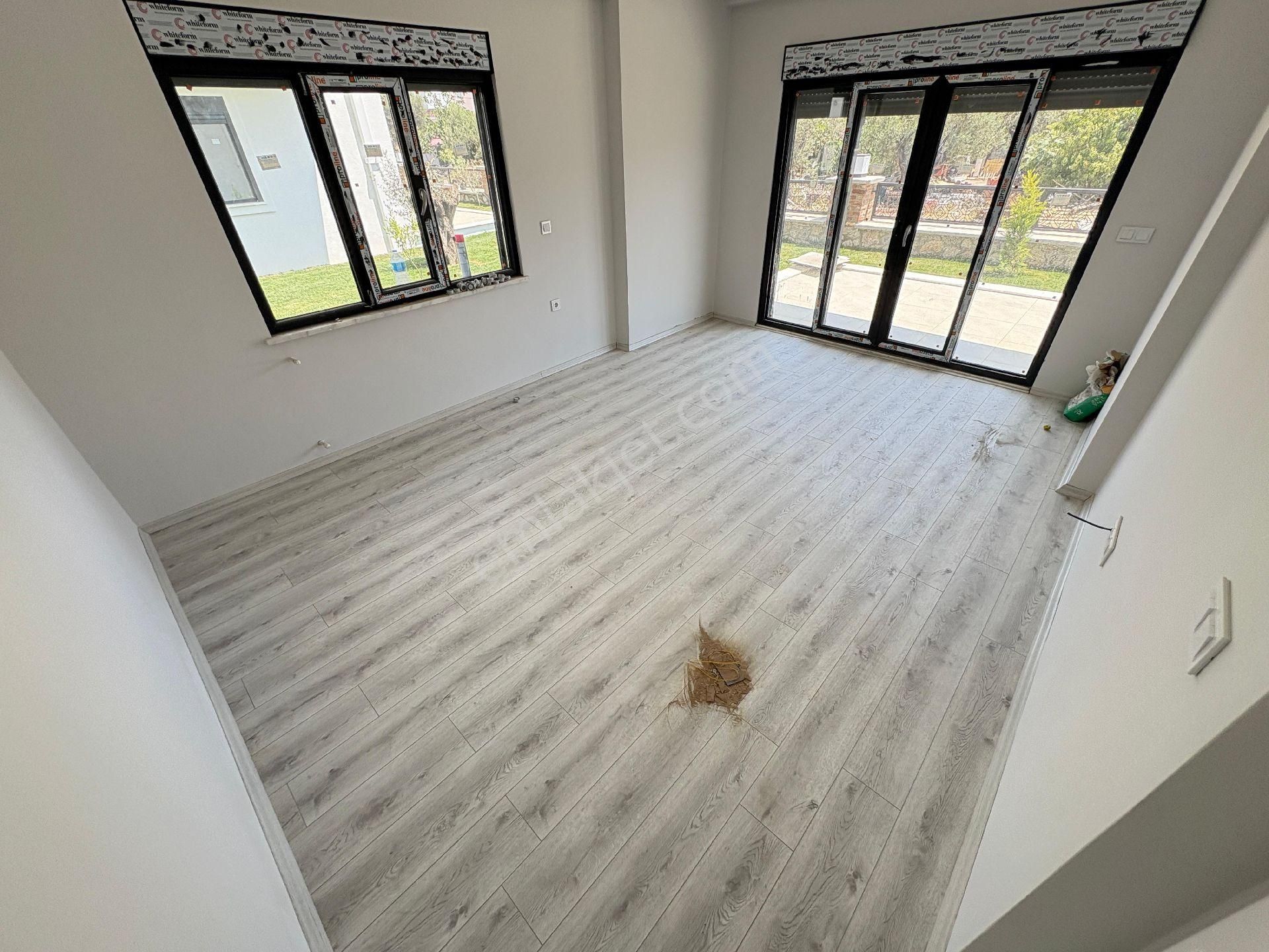 Arya'dan Site İçersinde Denize 300 Metre 2+1 Şık Tasarımlı Daire - Görsel 18