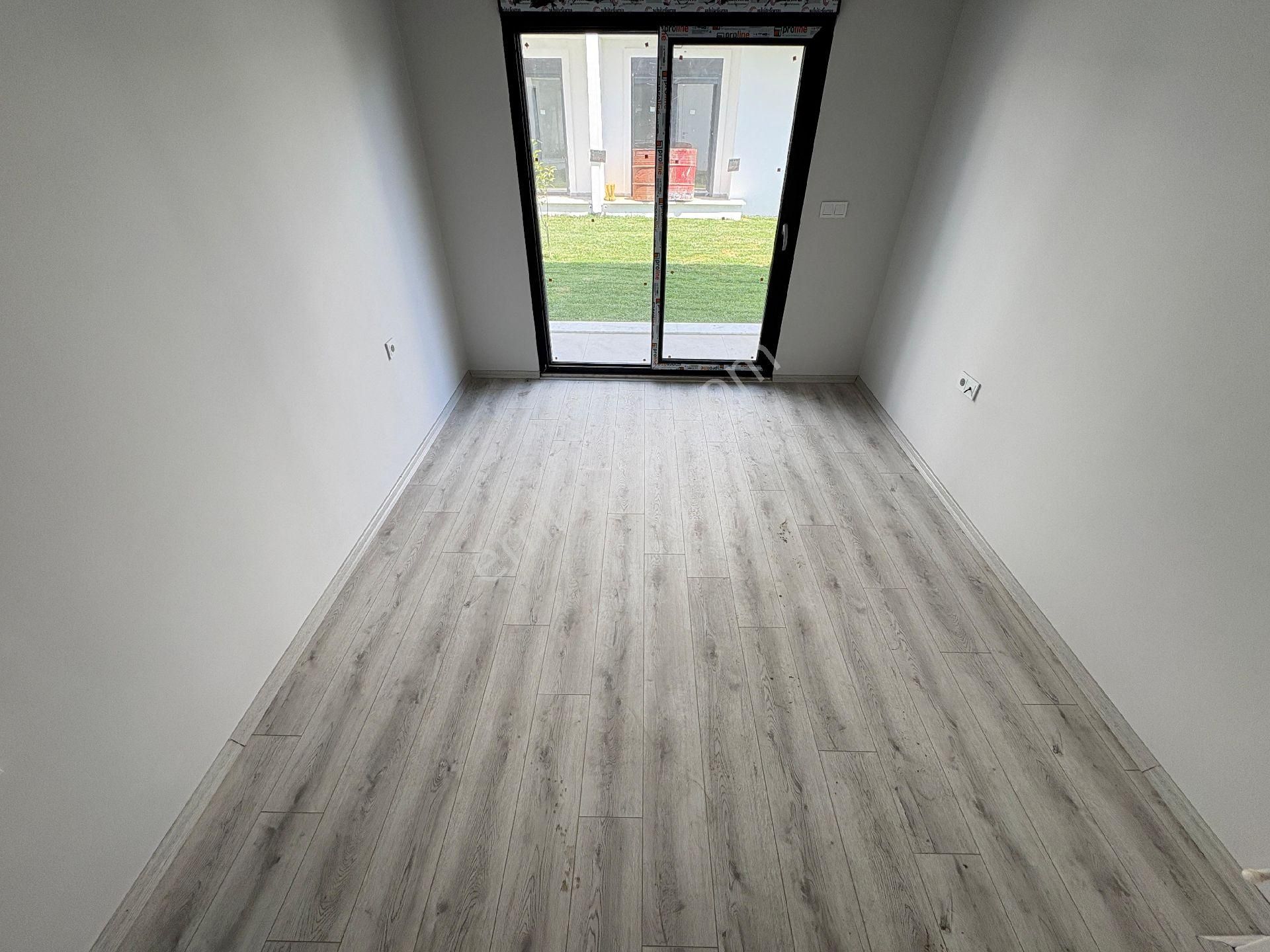 Arya'dan Site İçersinde Denize 300 Metre 2+1 Şık Tasarımlı Daire - Görsel 24