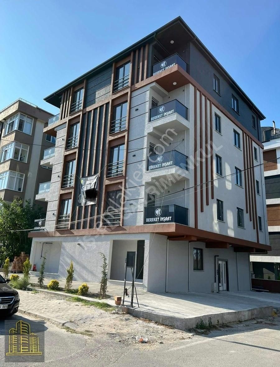İş-al Gayrimenkulden Tepede Yüksek Kira Getirili 1+1 Daireler
