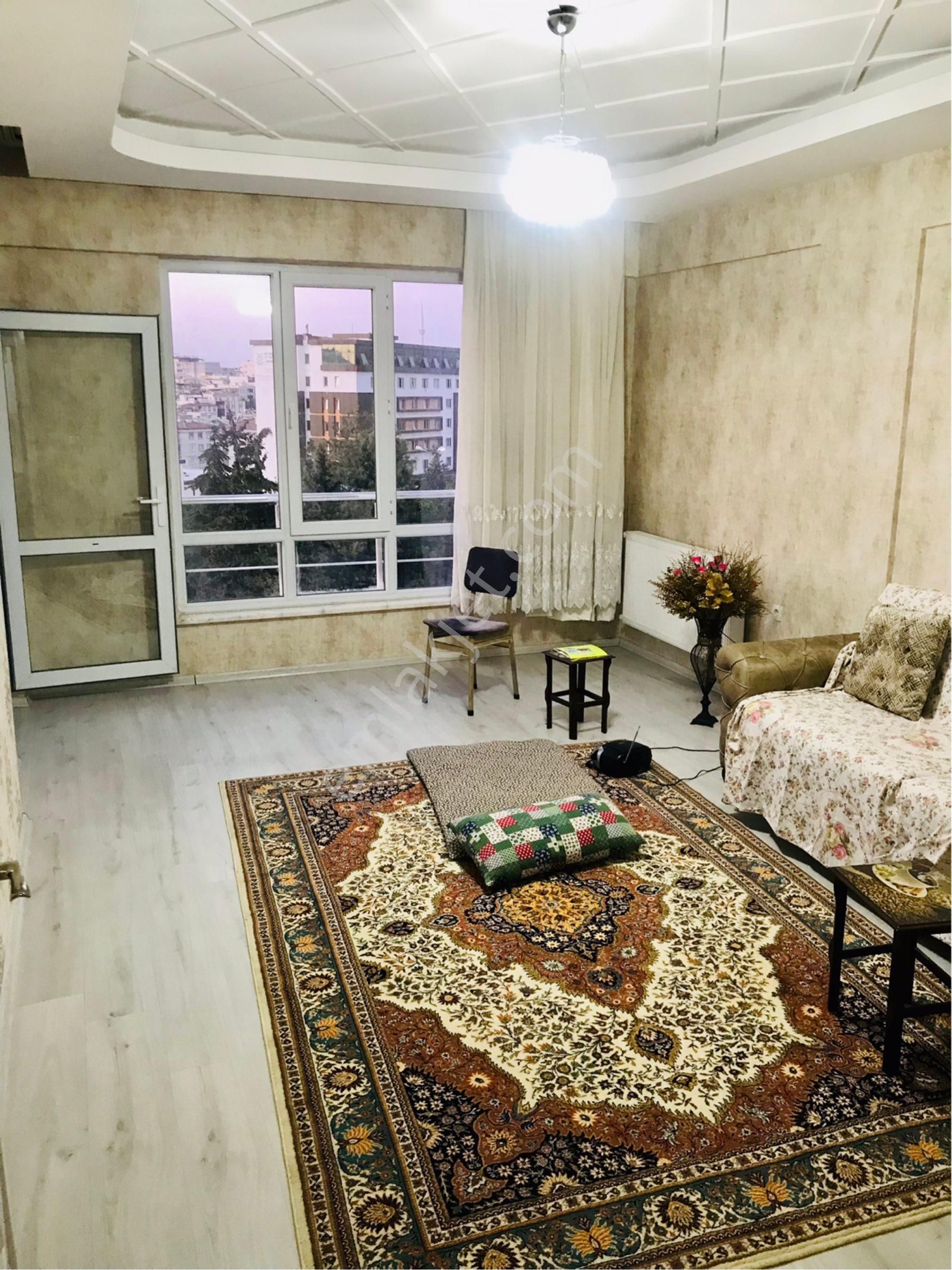 Kiralık Eşyasız 1+1 Daire