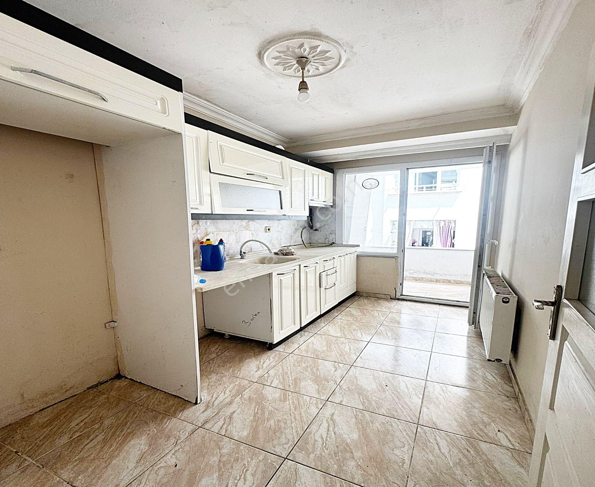 Doğan Araslı Bulvarında 145m2 Temiz İskanlı Krediye Uygun 3+1 Satılık Daire - Görsel 2