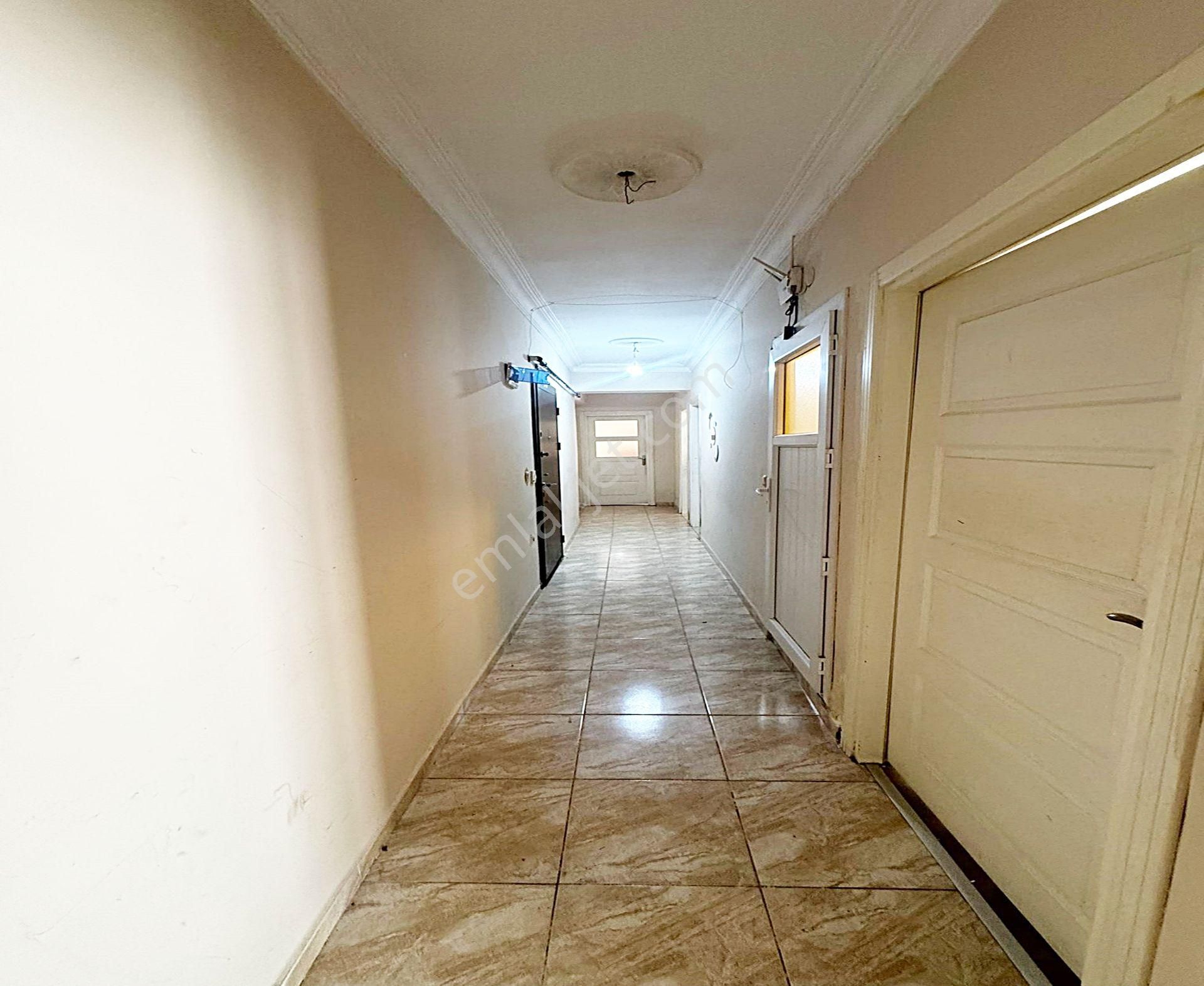 Doğan Araslı Bulvarında 145m2 Temiz İskanlı Krediye Uygun 3+1 Satılık Daire - Görsel 9