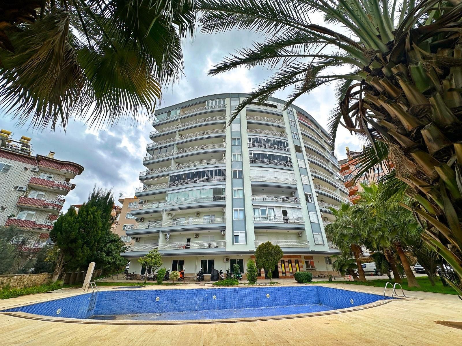 Alanya Tosmurda Satılık 2+1 Amerikan Mutfak Eşyalı Lüks Daire