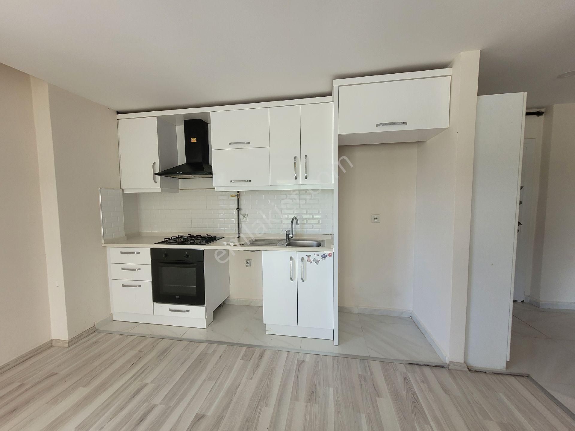 Sarısuda Lüks Sıte İçerisinde Giriş Kat 2+1 Kıralık Daıre