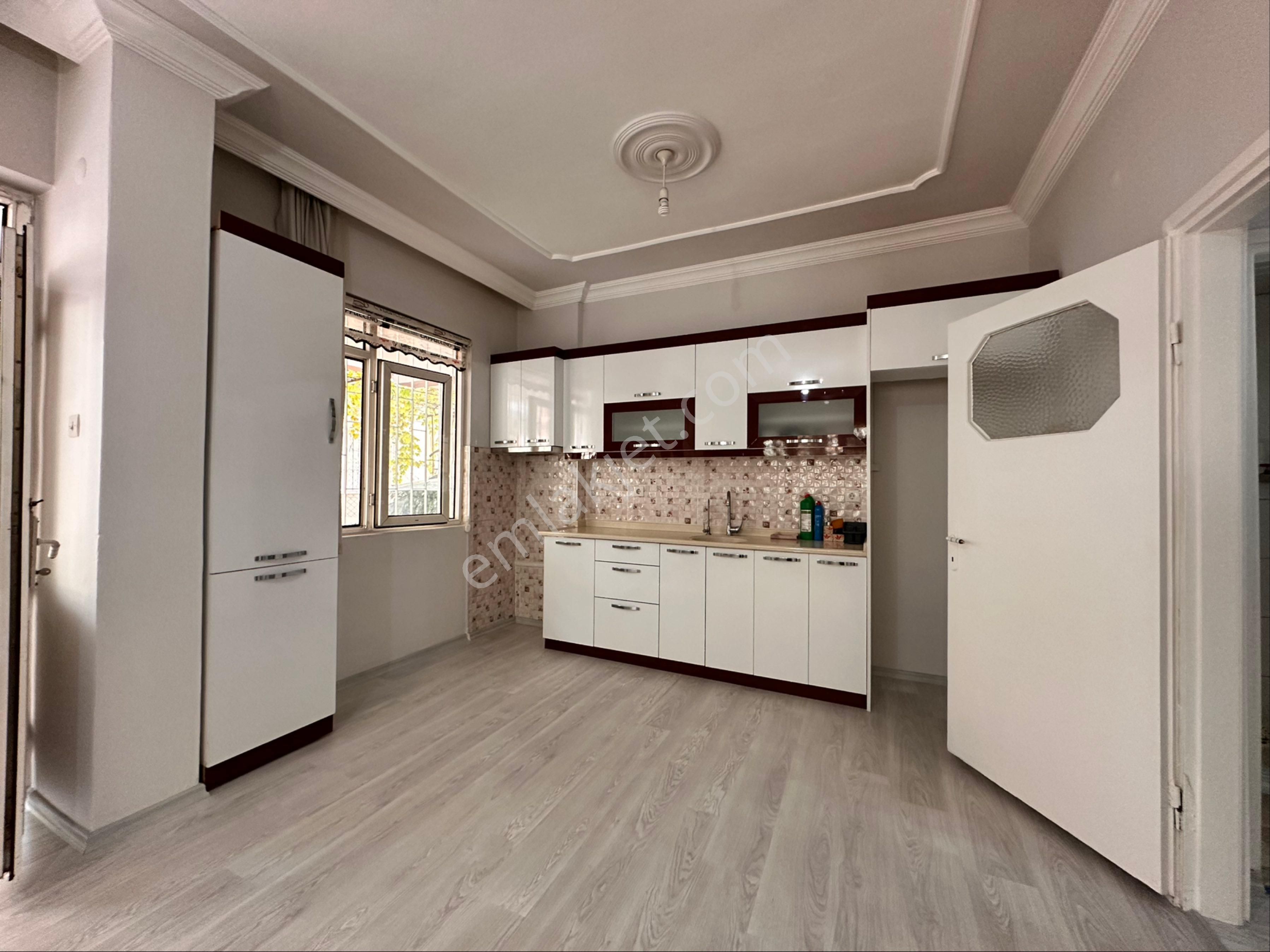 Yeni Mahalle Tramvay Dibi Satılık Masrafsız 2+1 Yüksek Giriş