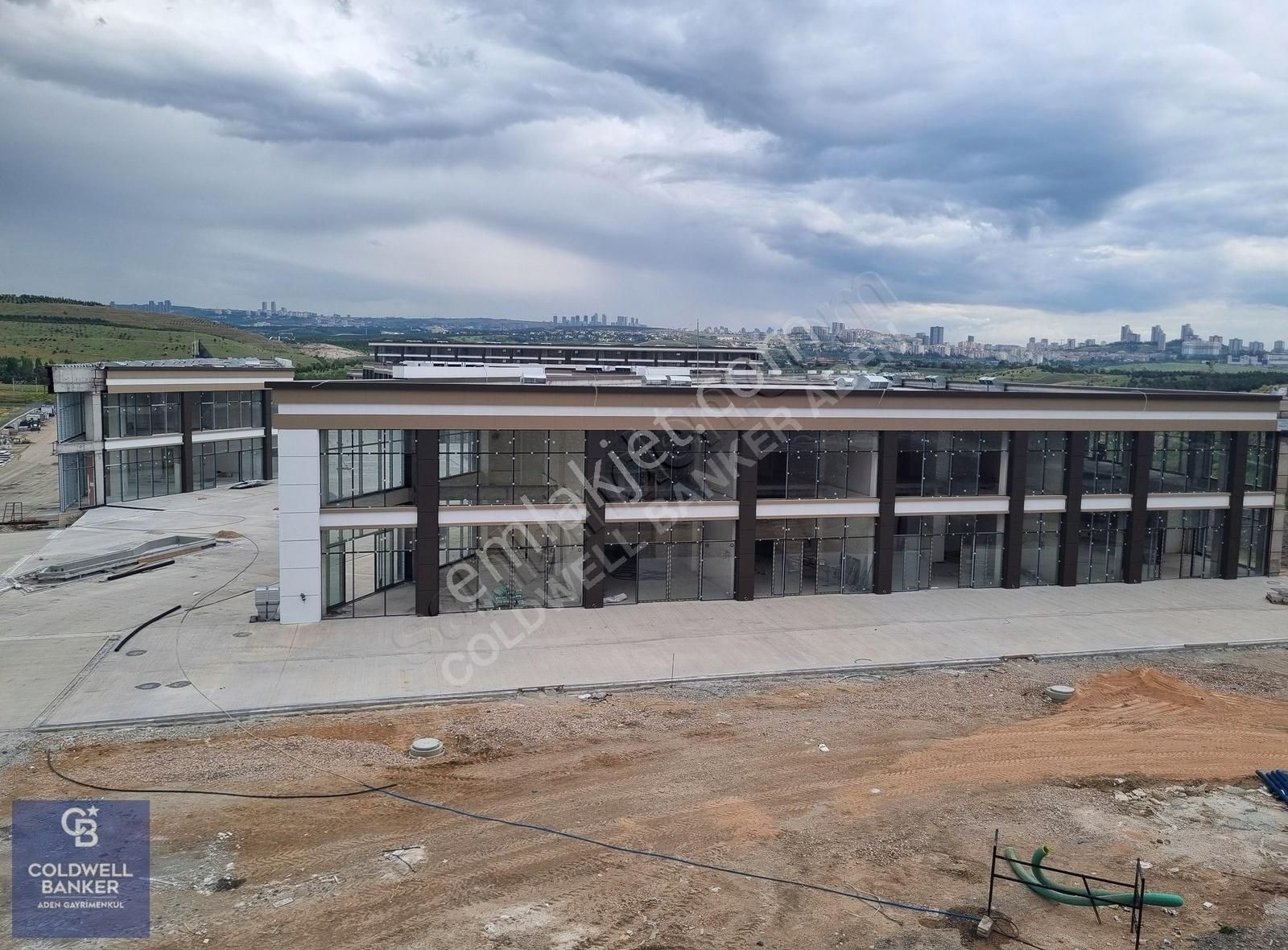Mega Şaşmaz 700 Dükkanlı Oto Avm De 59m2 Net Kapalı Alan Dükkan