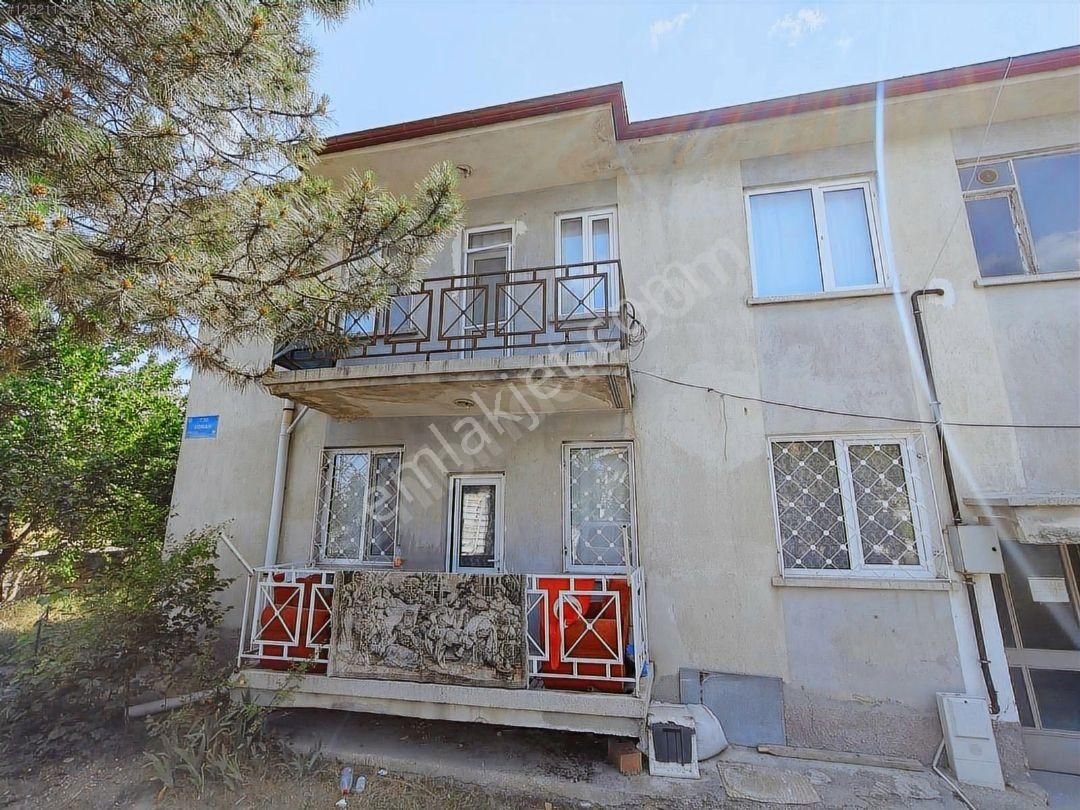 Fatih Hakan Evlerinde Satılık 3+1 Daire