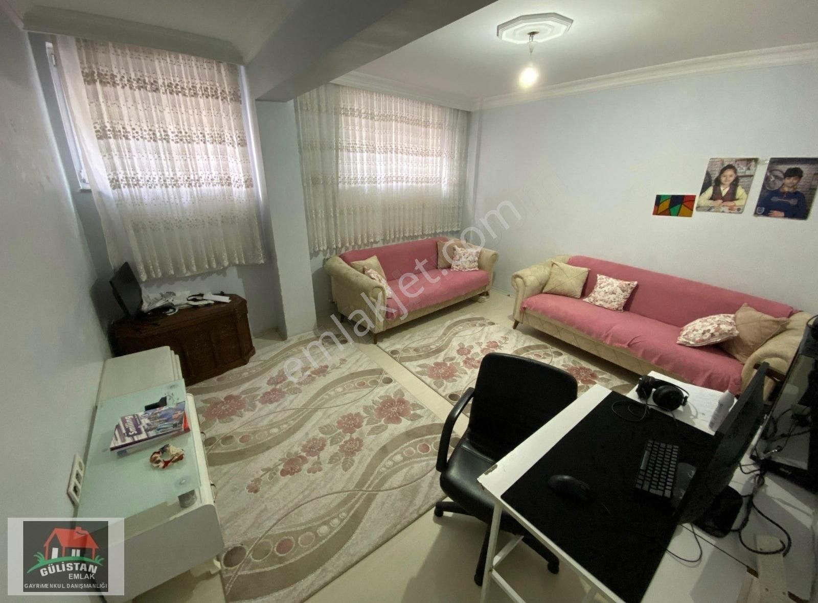Gülistan İnş 50yıl Mahallesinde Satılık 3+1 Daire