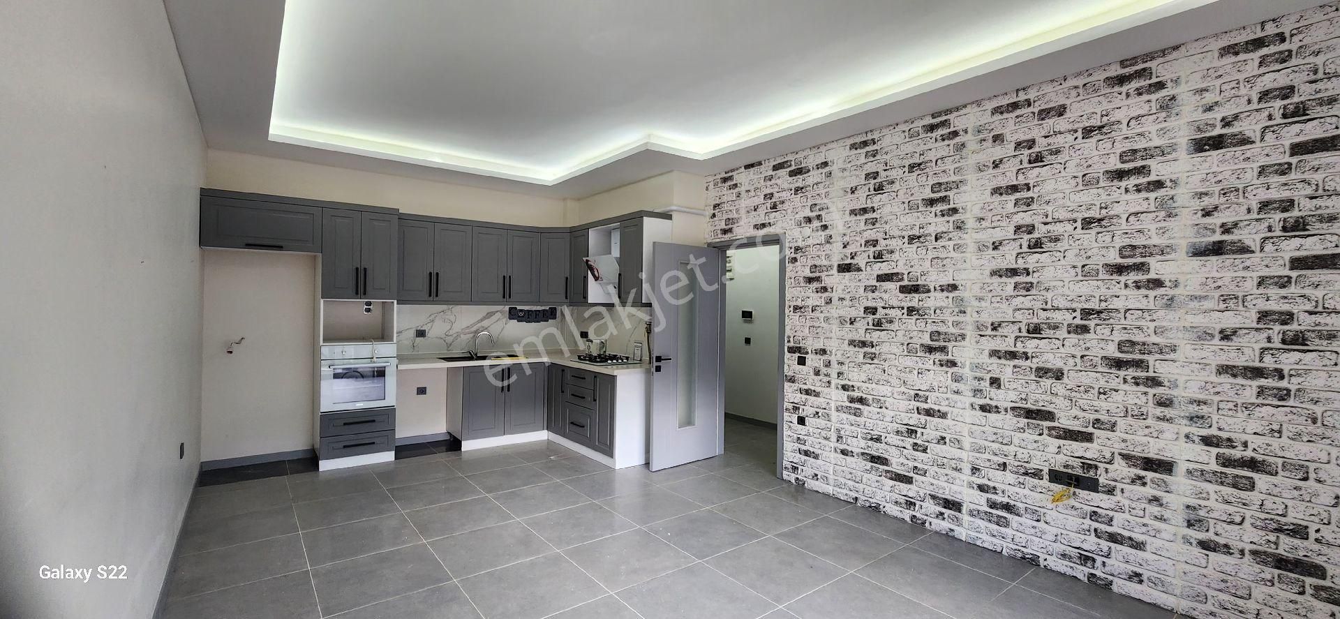 Kuşadası Değirmendere'de 2+1 Satılık Daire - Görsel 16