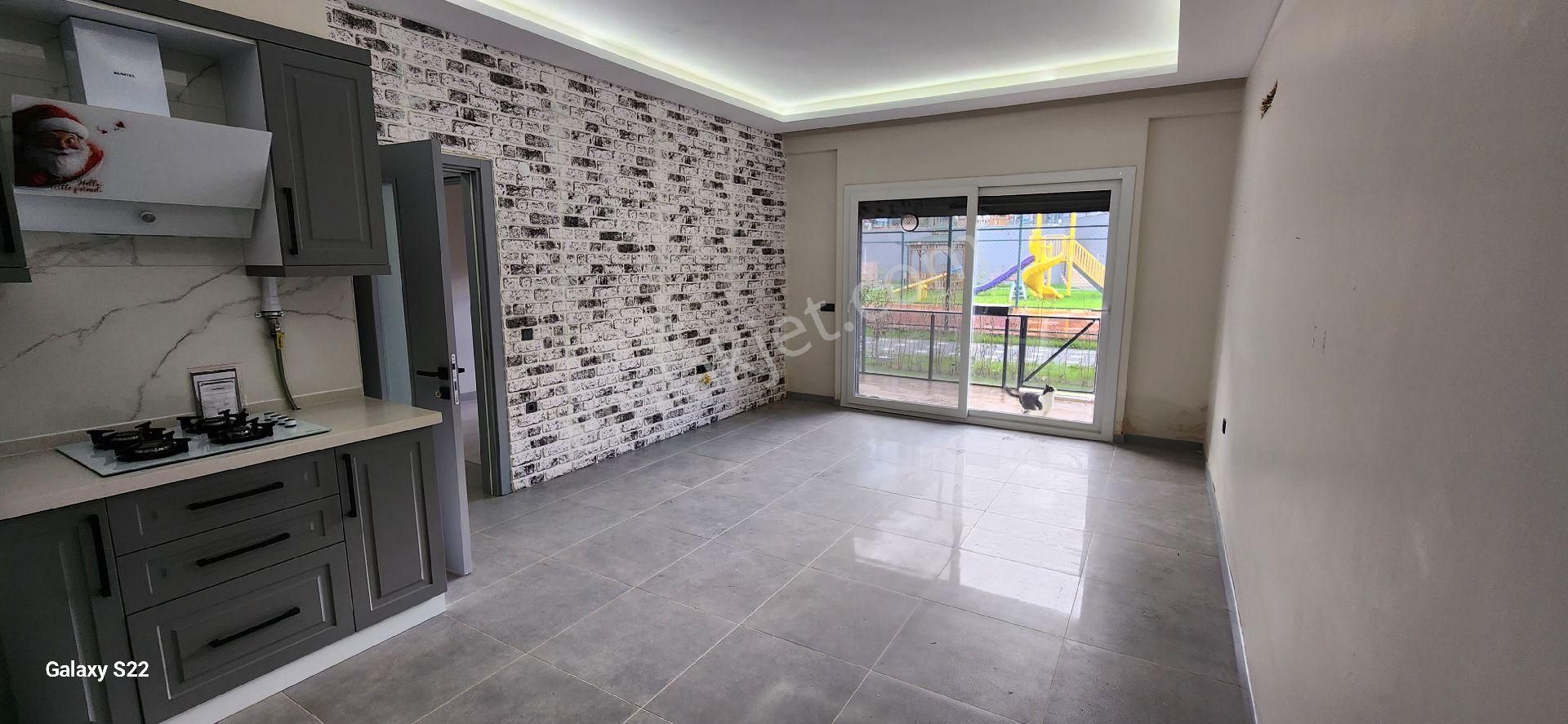 Kuşadası Değirmendere'de 2+1 Satılık Daire - Görsel 17