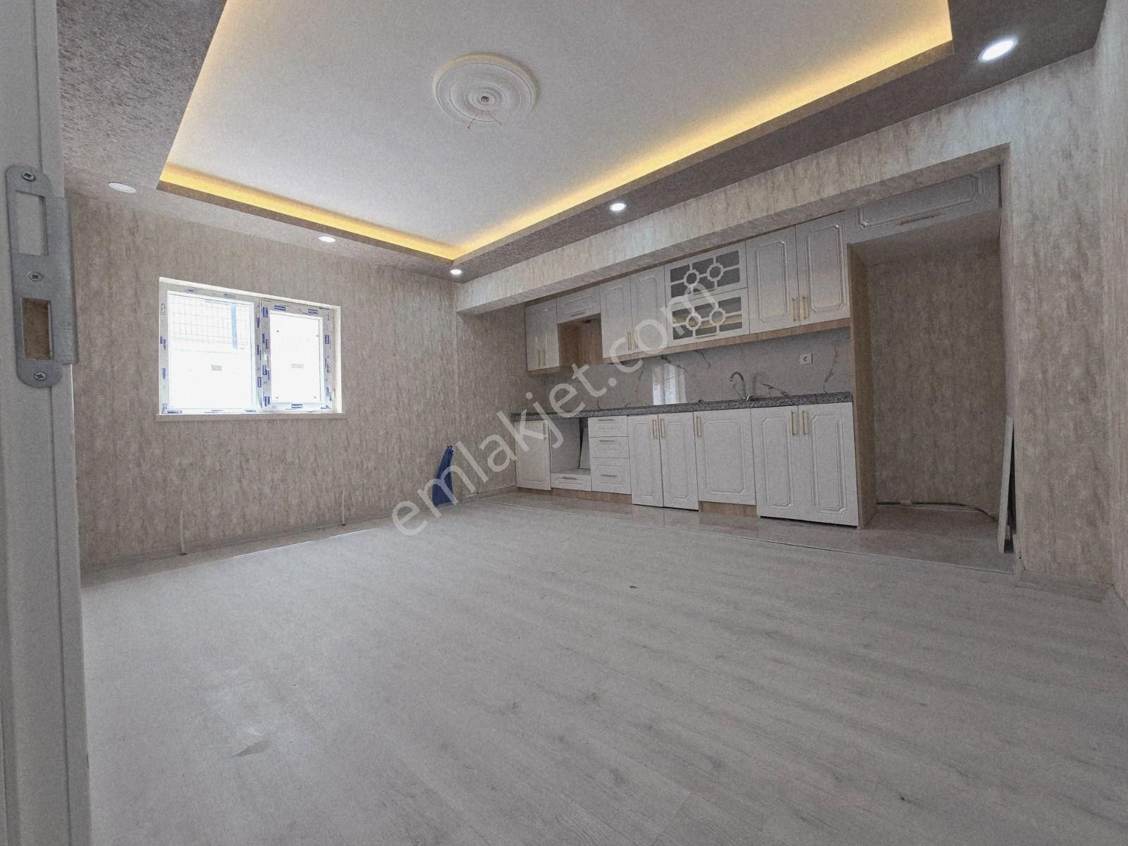 30 Ağustos Mah Satılık 4+2 Sıfır Tek Tapu Çift Daire