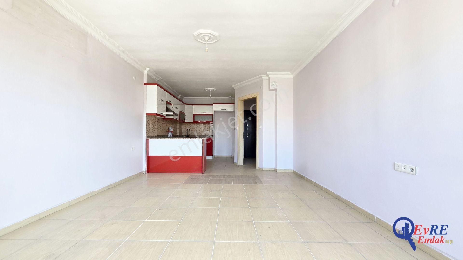 Evre Emlaktan Altınovada Kiralık 2+1 Merkezi Konumlu Daire