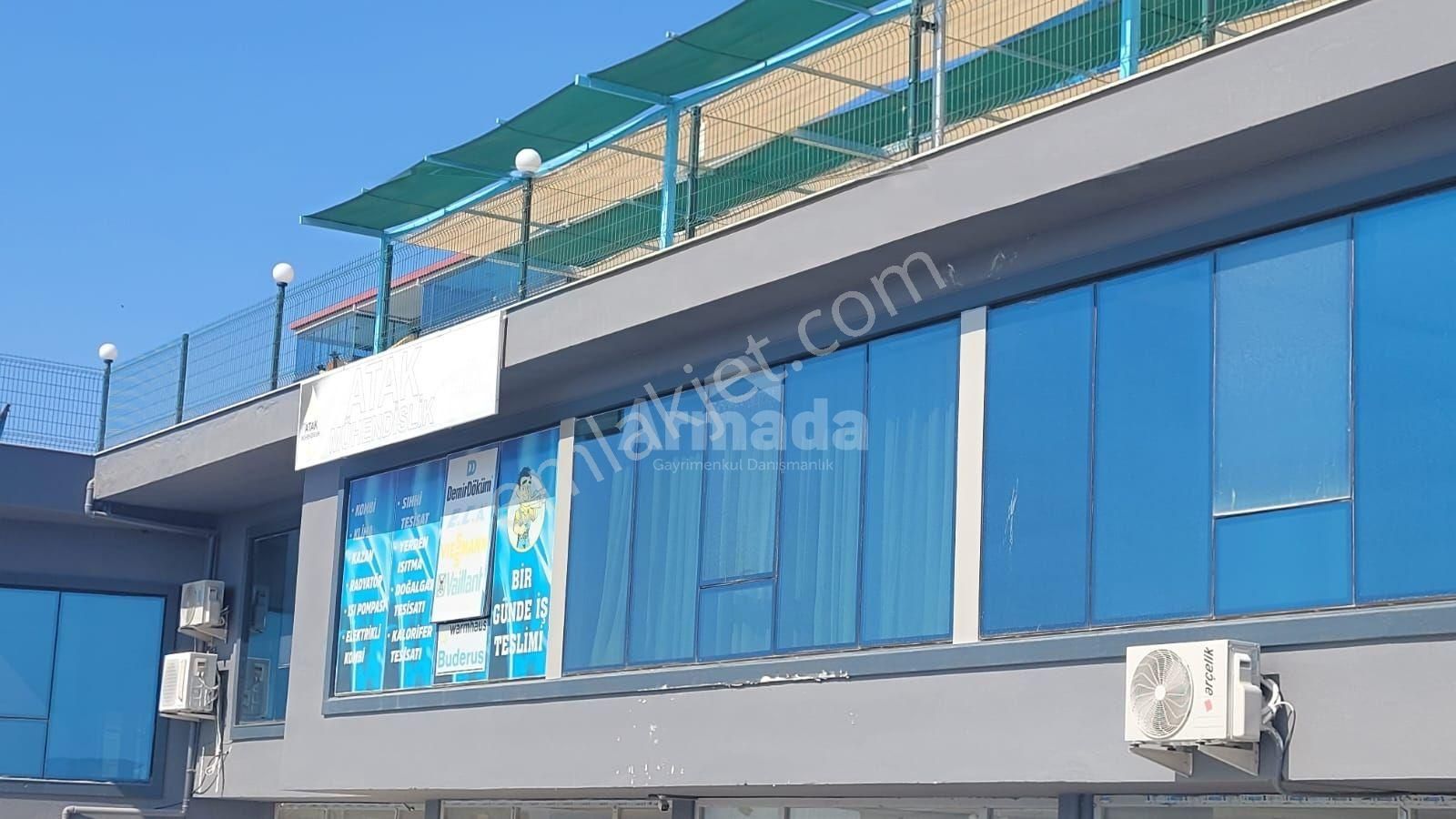 Kuşadası Değirmendere'de Deniz Manzaralı Yol Üzeri Kiralık Ofis