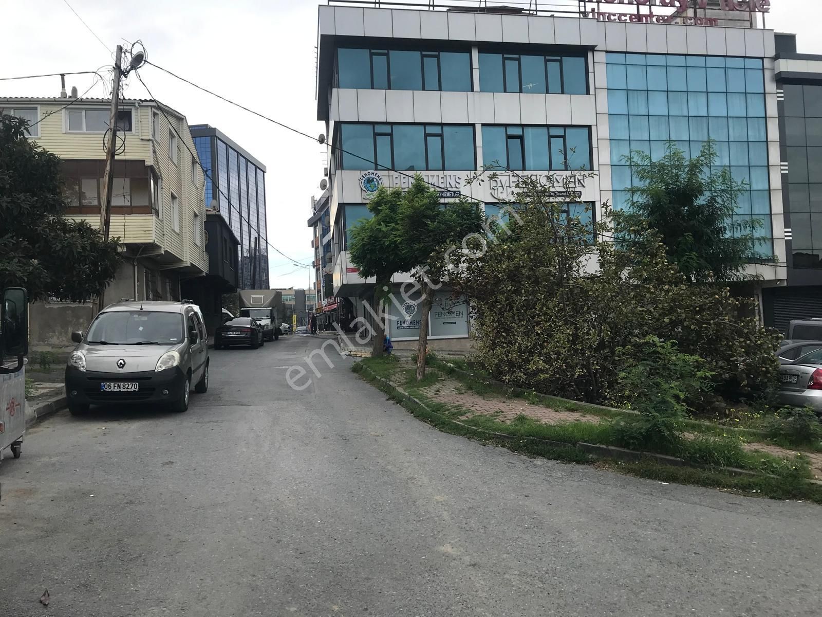 Mahmutbey' Mia,da Kaçırılmayacak Çok Değerli İmarlı 319 Mt Arsa Satılık - Görsel 3