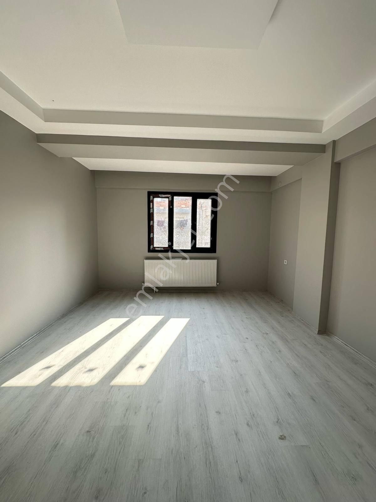 Turgutlu Satılık Yiğitler Mah 3+1 Oda 160m2 1. Kat E. Banyo Asansörlü Sıfır Daire