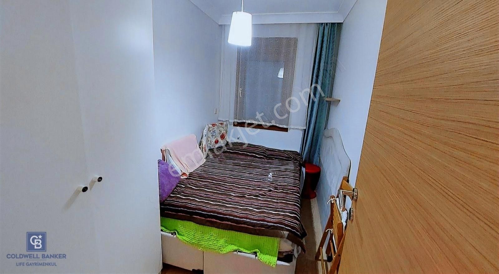 Çeşme Çiftlikköy De Kiralık 2+1 Daire !!!