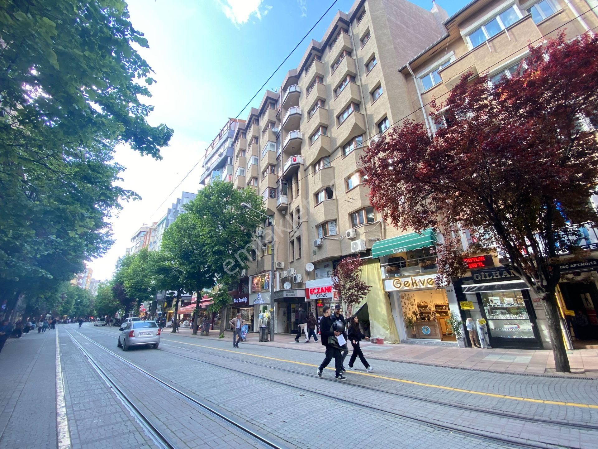 Yükselen'den Hoşnudiye Mh. Arakat, Asansörlü, 3 Balkonlu, 3+1