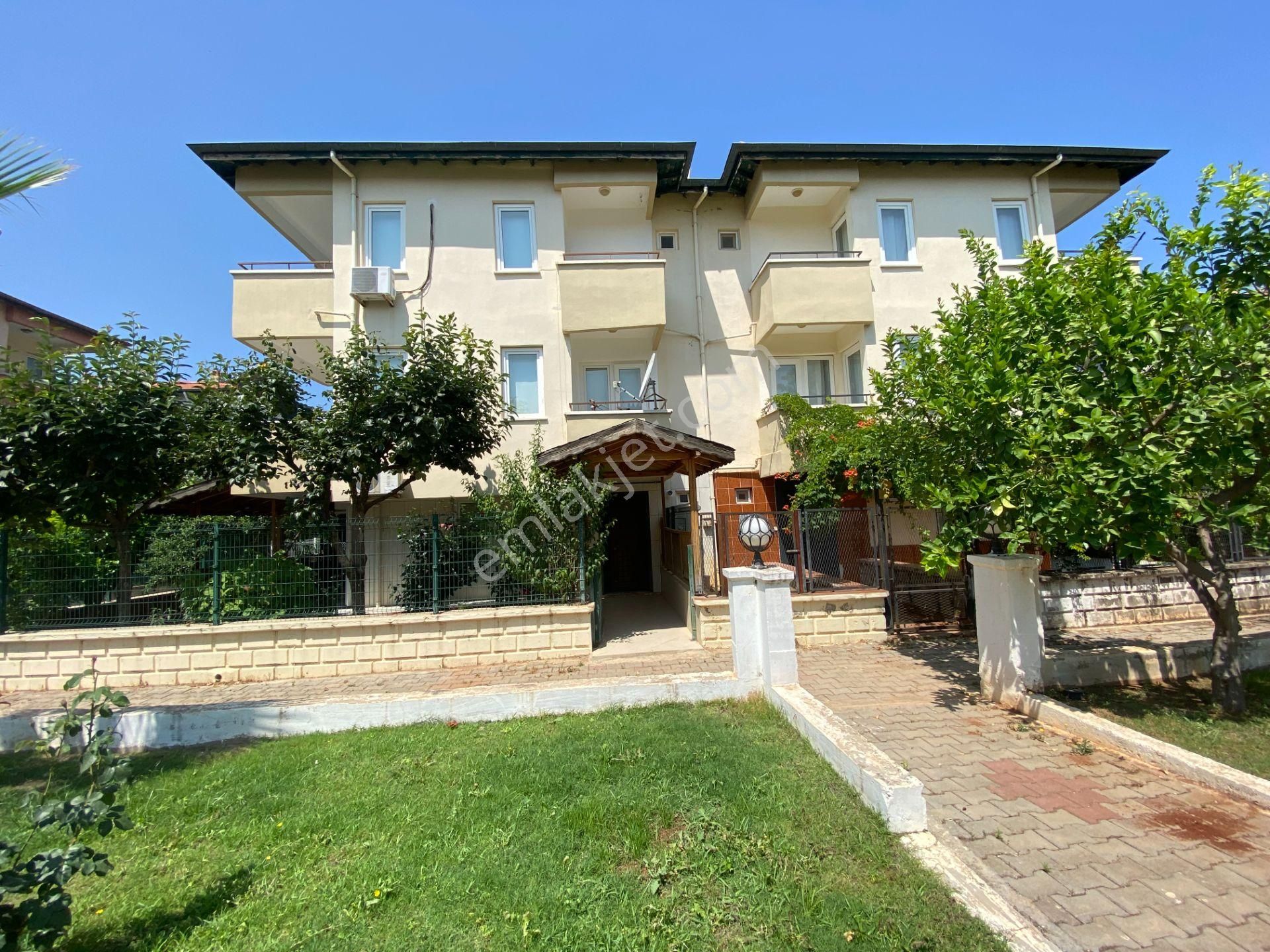 Antalya Çankaya Mah. 3+1 Full Eşyalı Doğalgazlı Triplex Villa