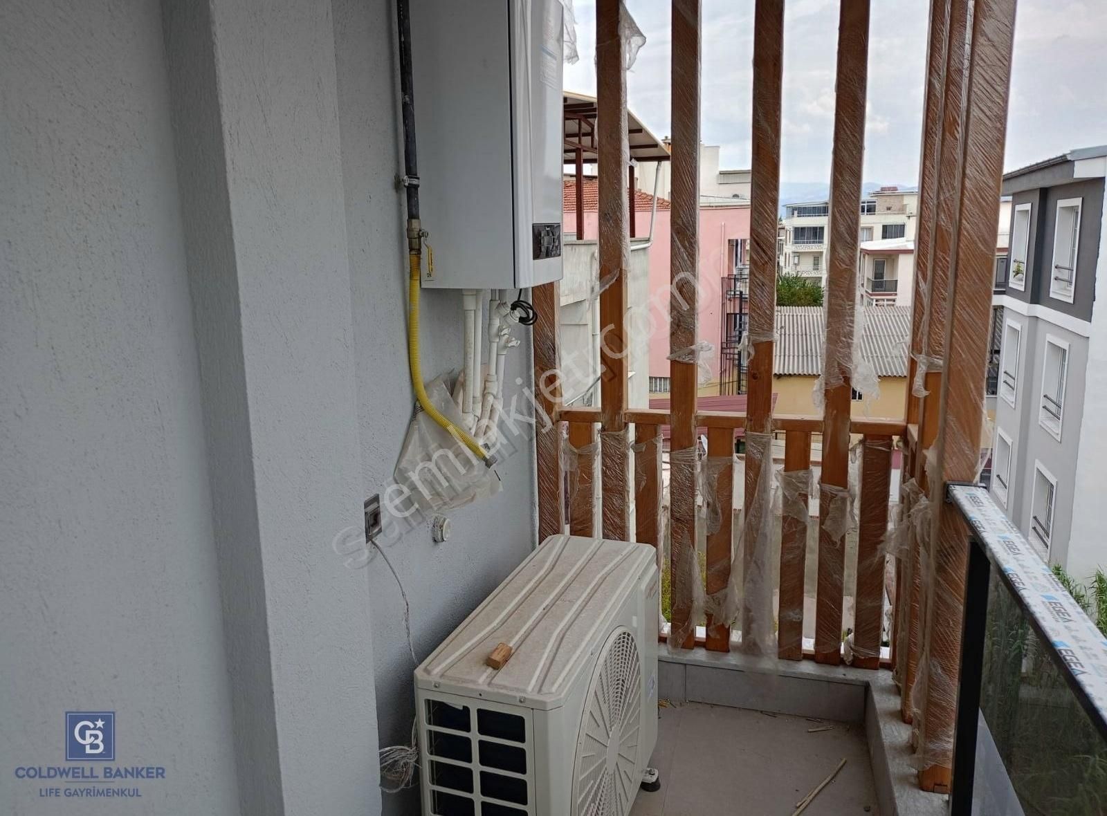 Manisa Akhisar'da Satılık 3+1 Daire