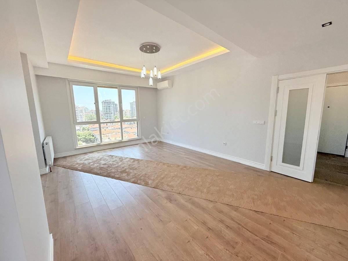 Kadıköy Suadiye Eminali Paşa Cadde 3+1 Satılık Daire Troykadan