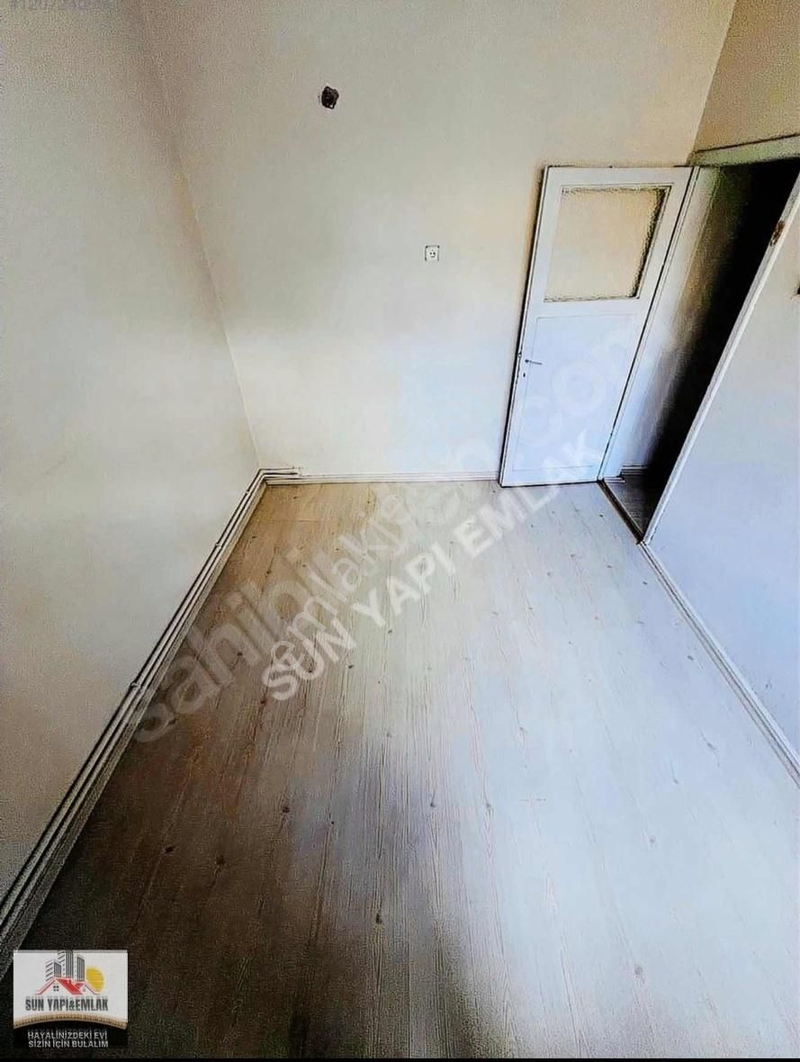 Sun Yapı Emlak Tan Ulu Camii Karşısında Satılık 2+1 Daire