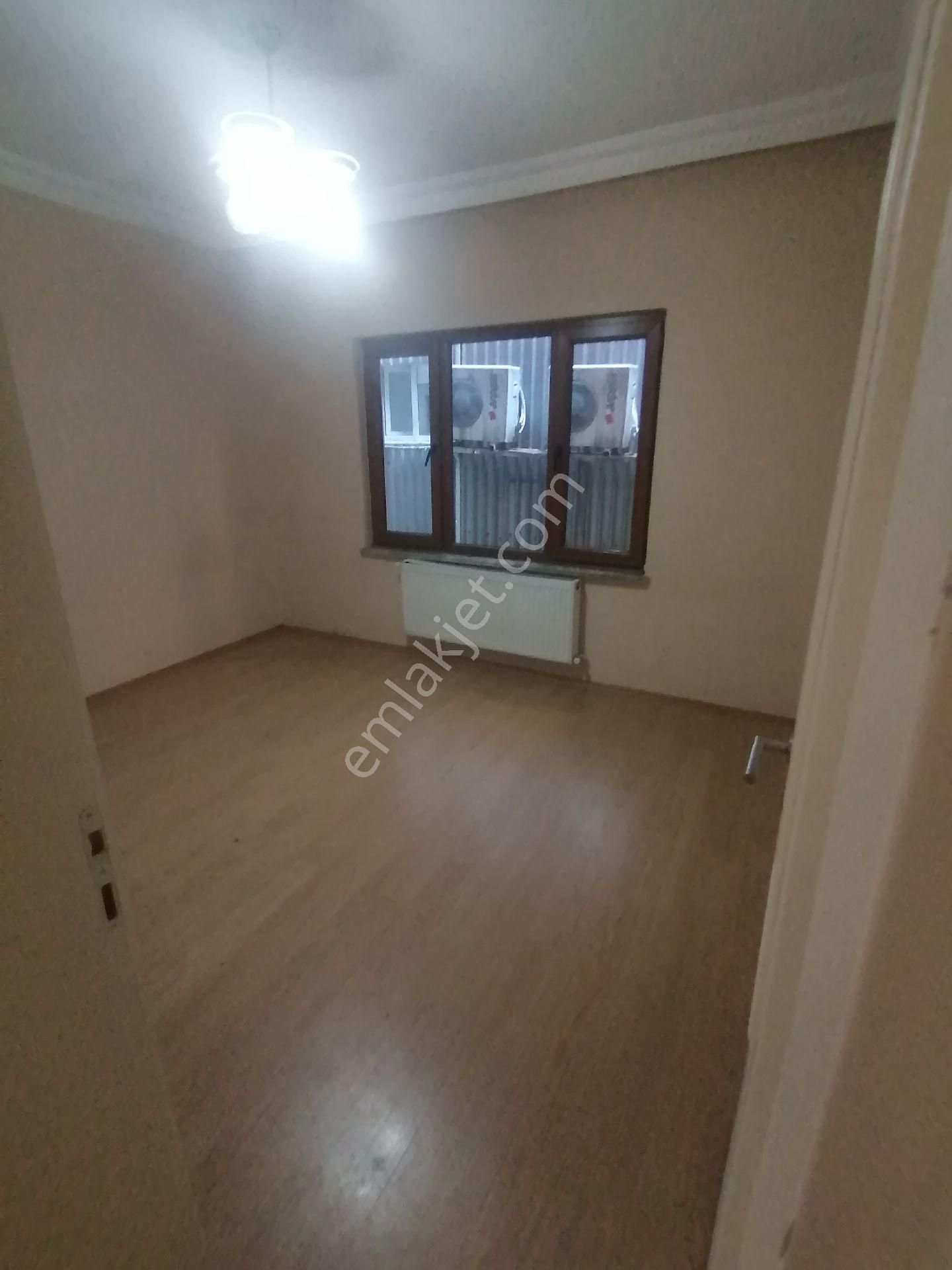 Ümraniye Namık Kemal Mahallesi Giriş Kat 3+1 Kiralık Daire Memura - Görsel 13