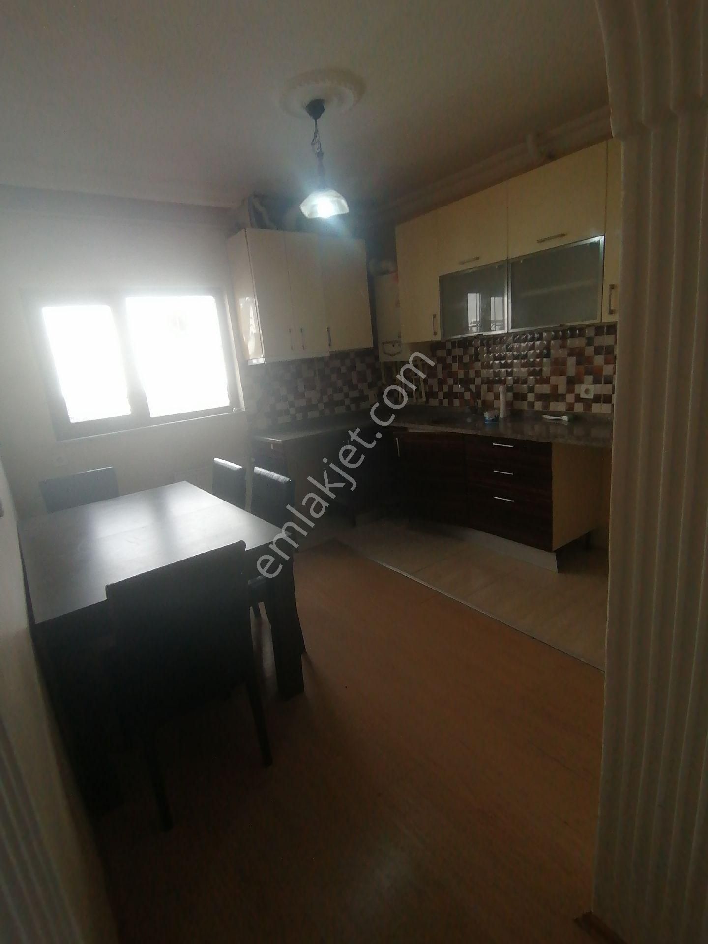 Ümraniye Namık Kemal Mahallesi Giriş Kat 3+1 Kiralık Daire Memura - Görsel 7