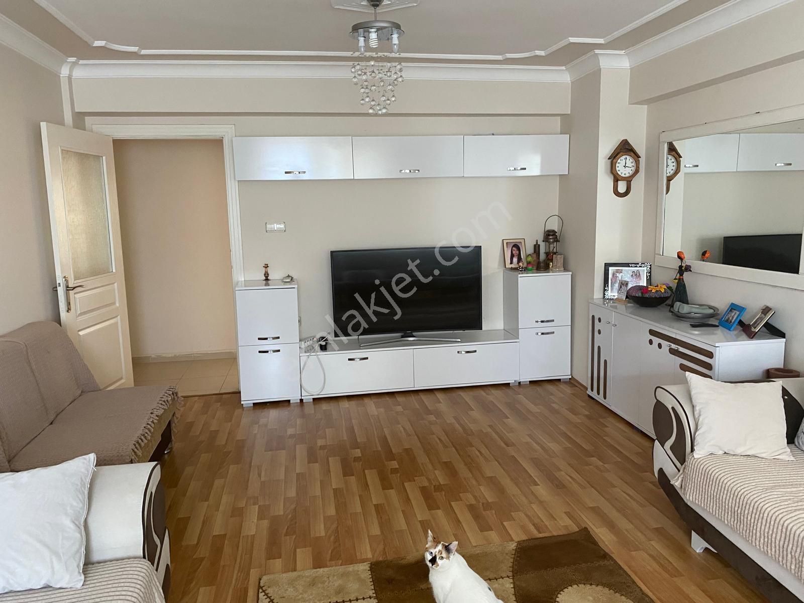 Koyuncu Grouptan Satılık Sevgi Yolunda Geniş 3+1 Daire