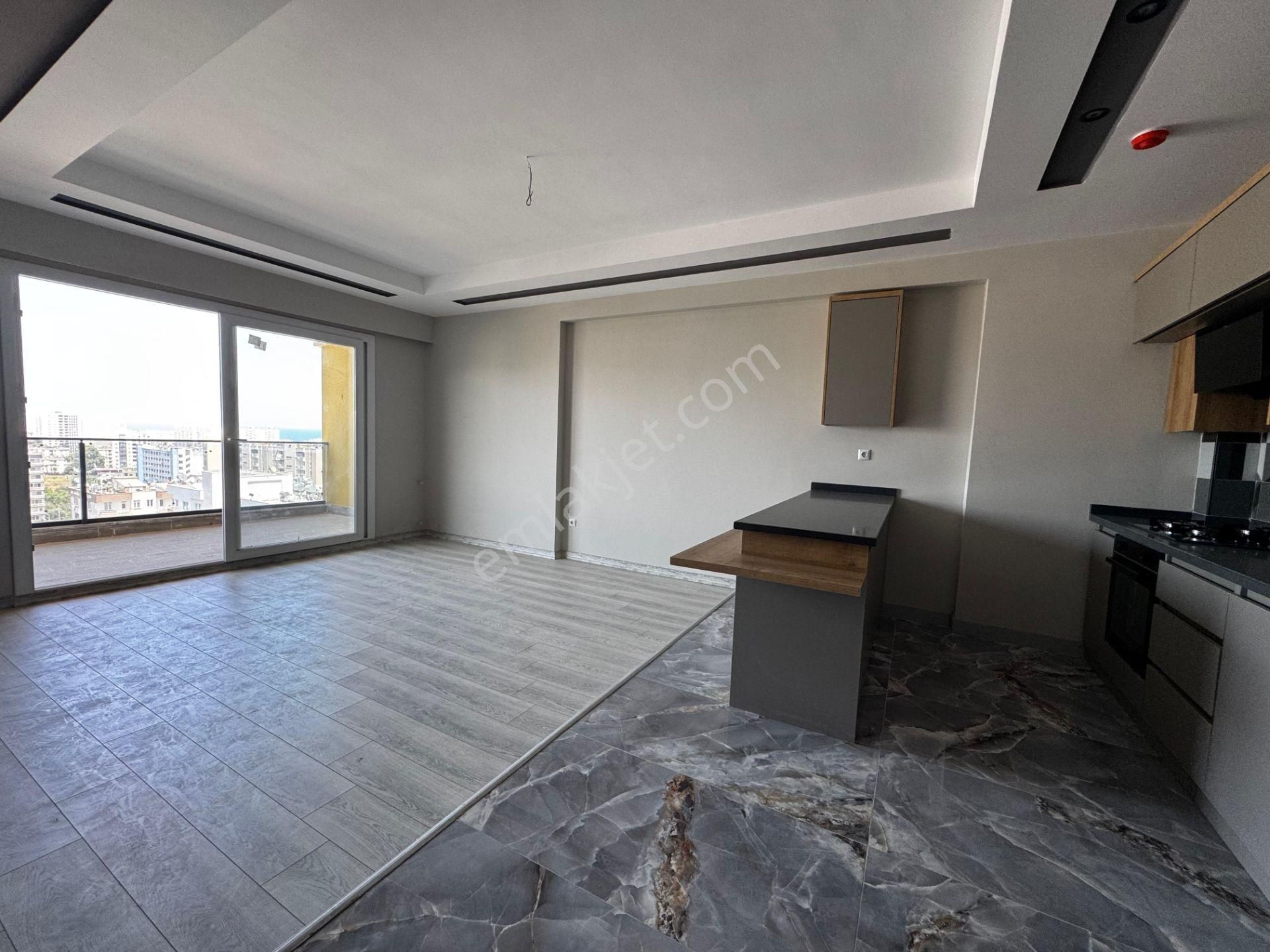 Zümrüt'ten Tömükte Satılık 2+1 Lüks Havuzlu Site İçi Daire