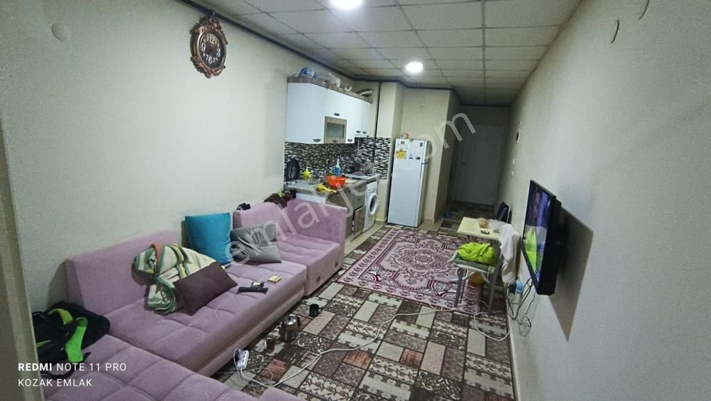 Satılık 1+1 Apart Barbaros Caddesinde - Görsel 5