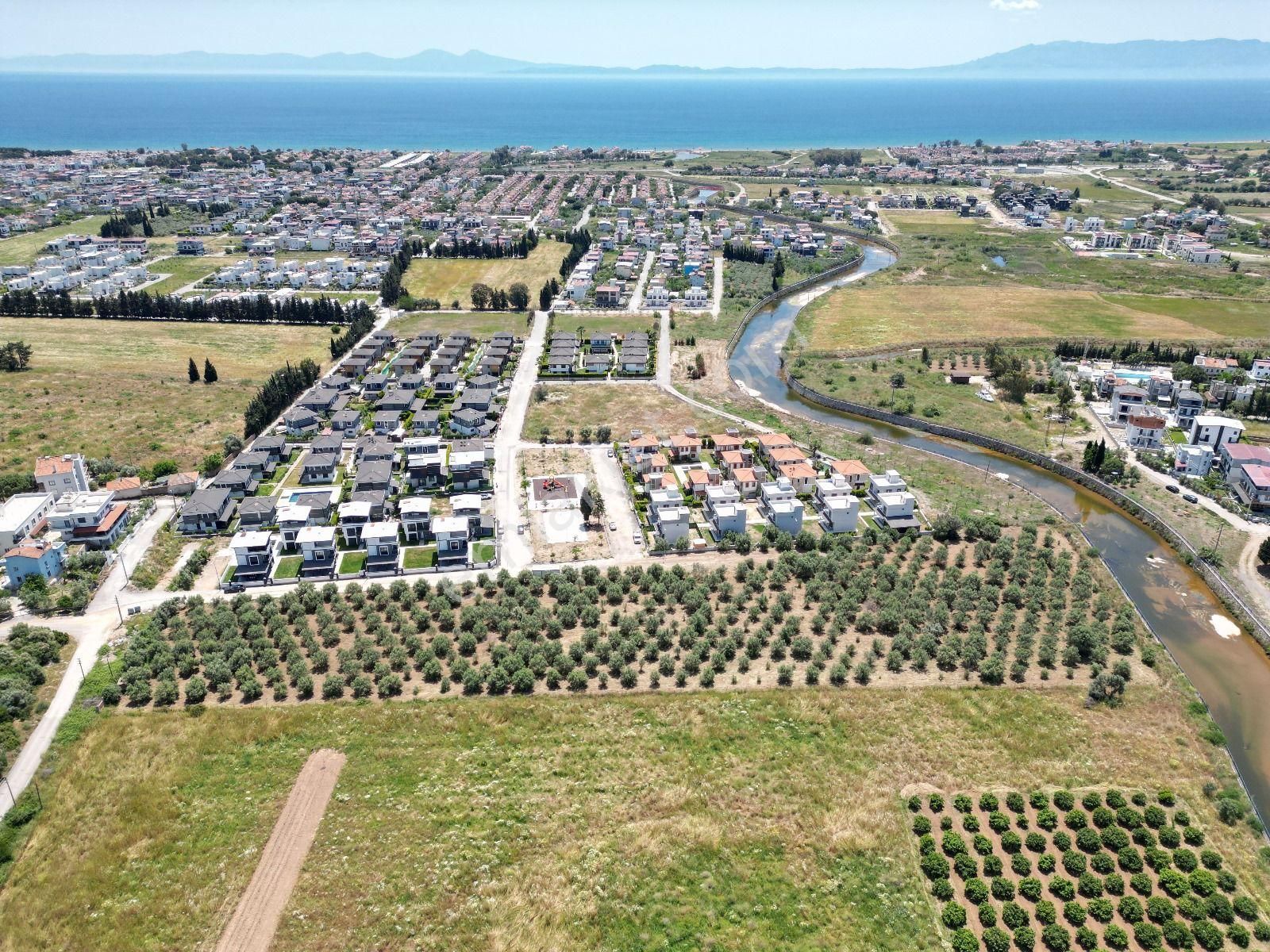 Seferihisar Doğanbey'de 1/1000 İmar Planı İçinde 204m2 Satılık Fırsat Arsa