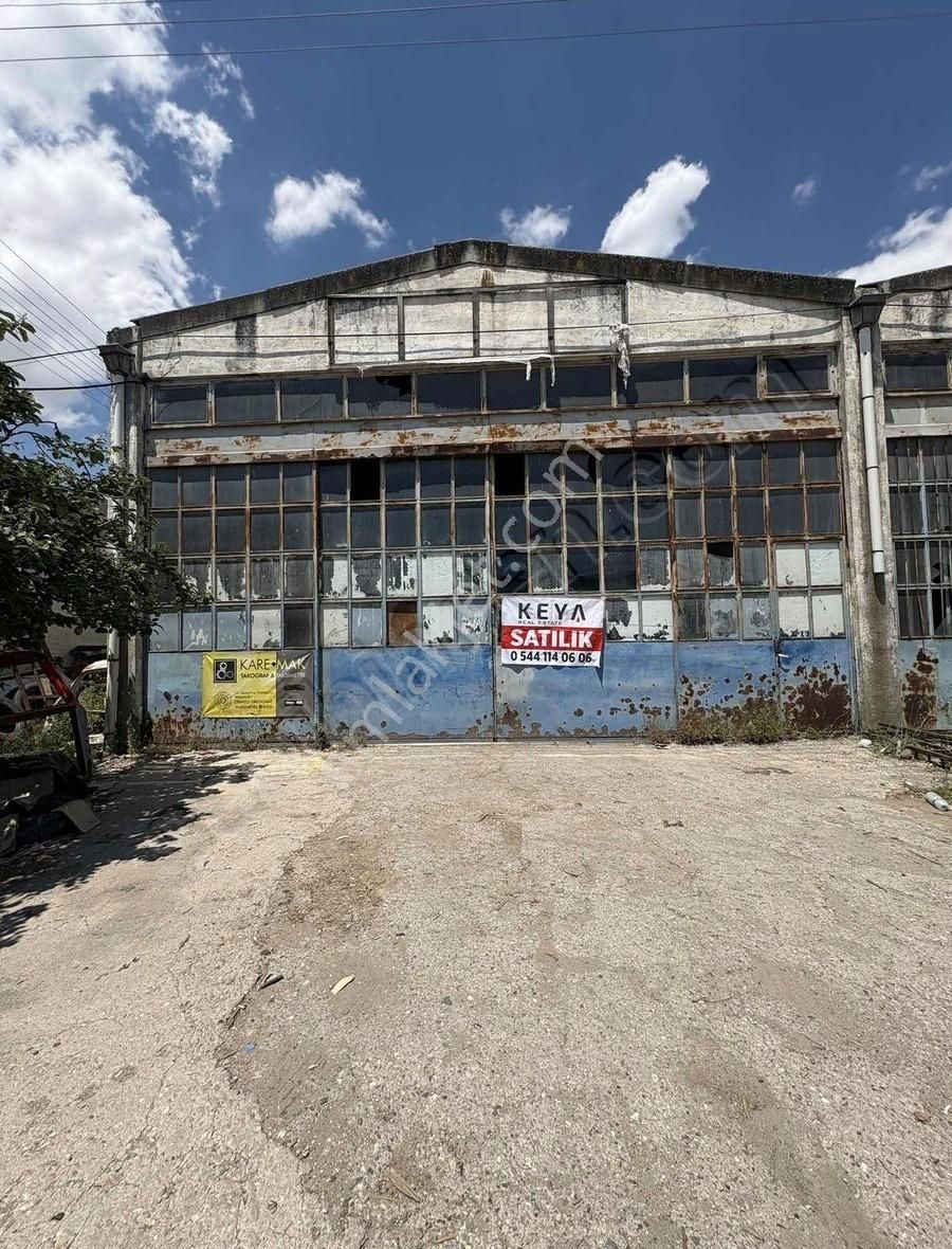 Beypazarı Yukarı Sanayii Bölgesinde 260 M2 Satılık Dükkan