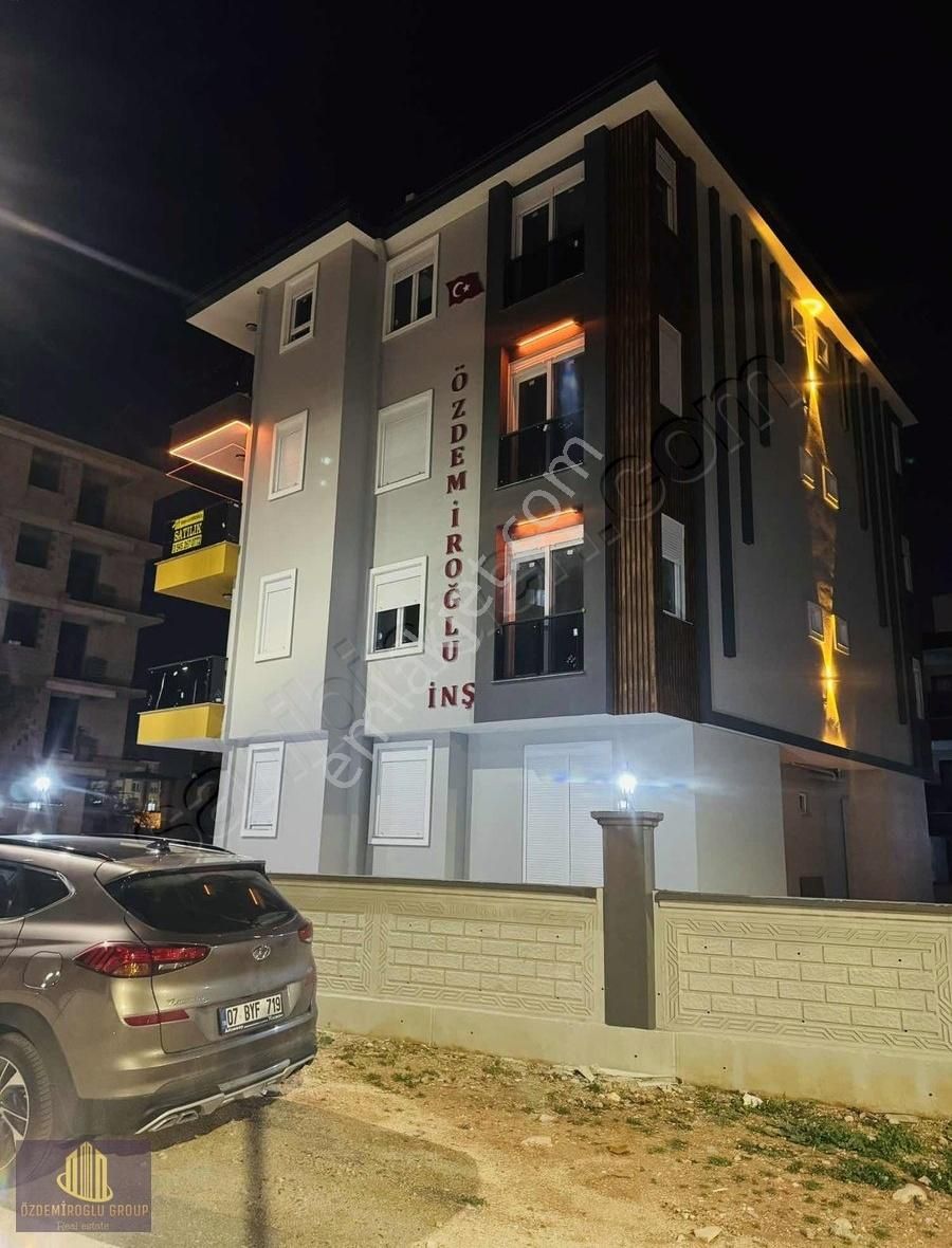 Tramvay Yakını 2.kat Sıfır Lüks 2 + 1 Kiralık