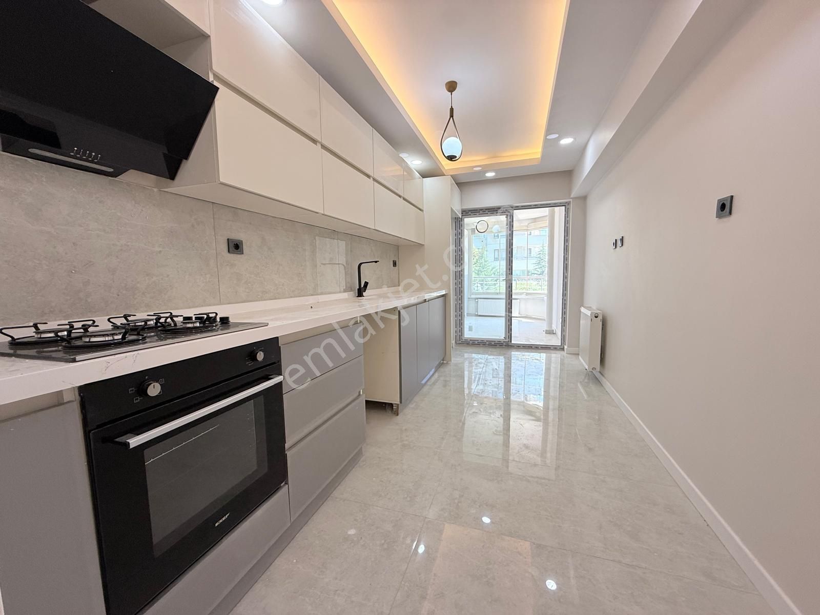 Eryaman Da 3+1 Lüx Yapılı Site İçi Harika Daire