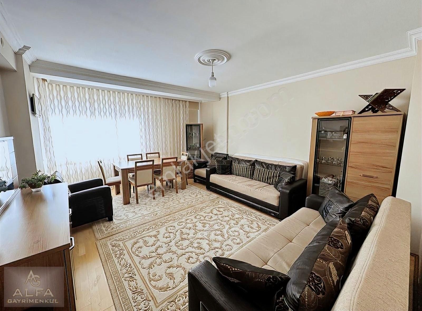 Gündoğdu Mah. Ayrık Nizam 135 M² 3+1 Satılık Daire
