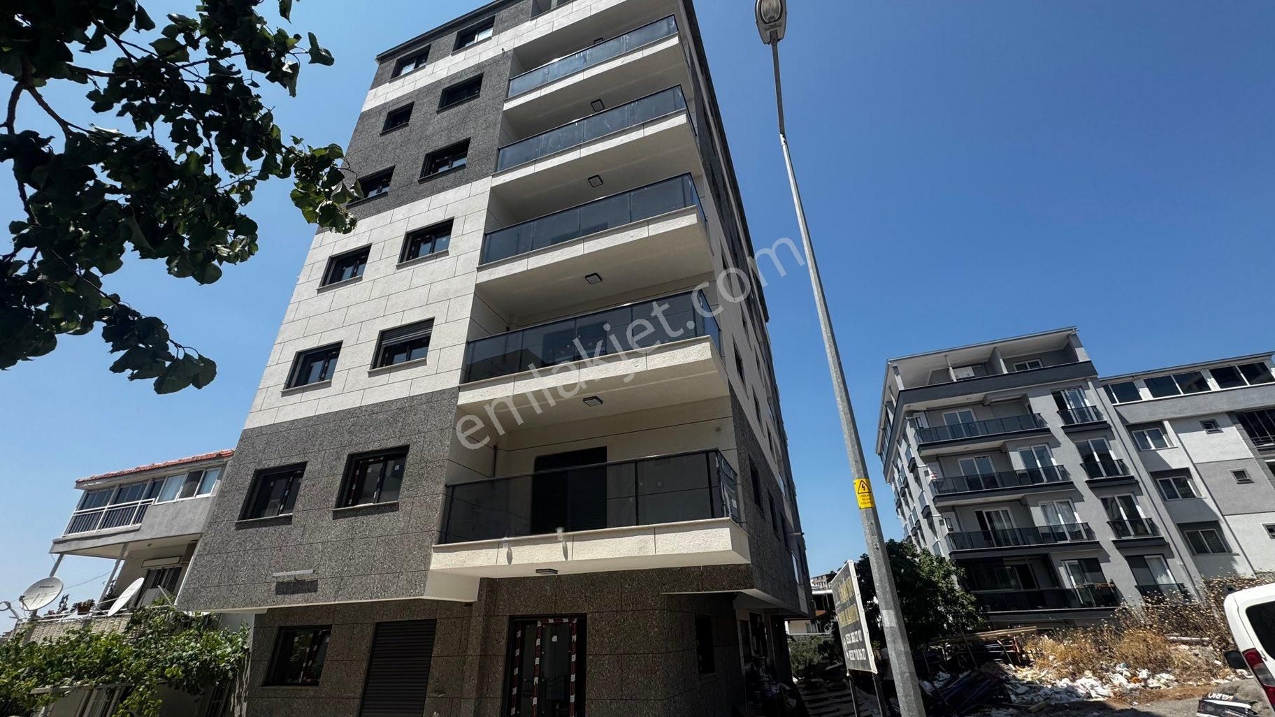 Menemen Uğur Mumcu Mahallesi’nde 1+1 Satılık Fırsat Daire