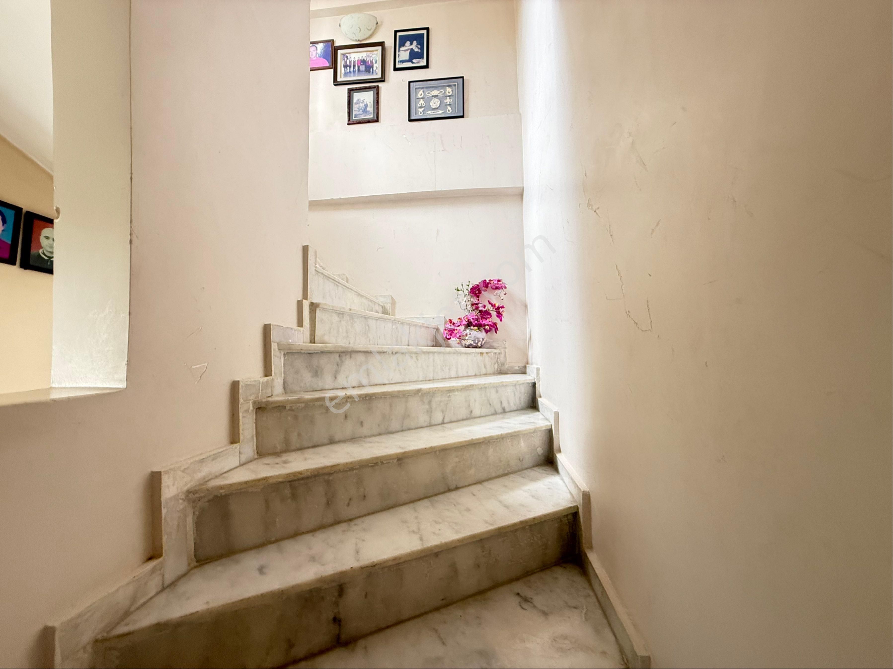 Türkmen Mahallesinde 4+1 Triplex Villa - Görsel 22