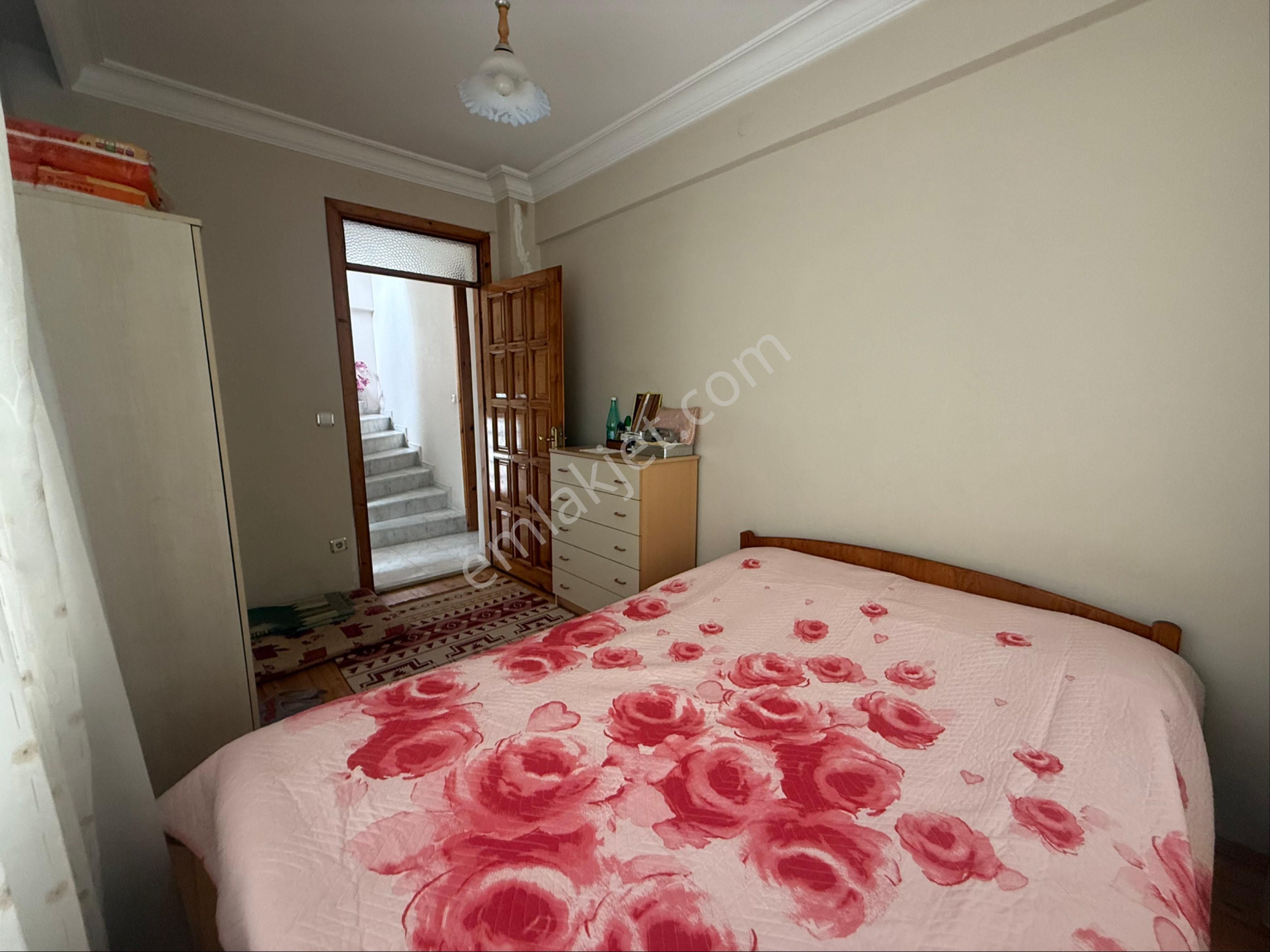 Türkmen Mahallesinde 4+1 Triplex Villa - Görsel 18