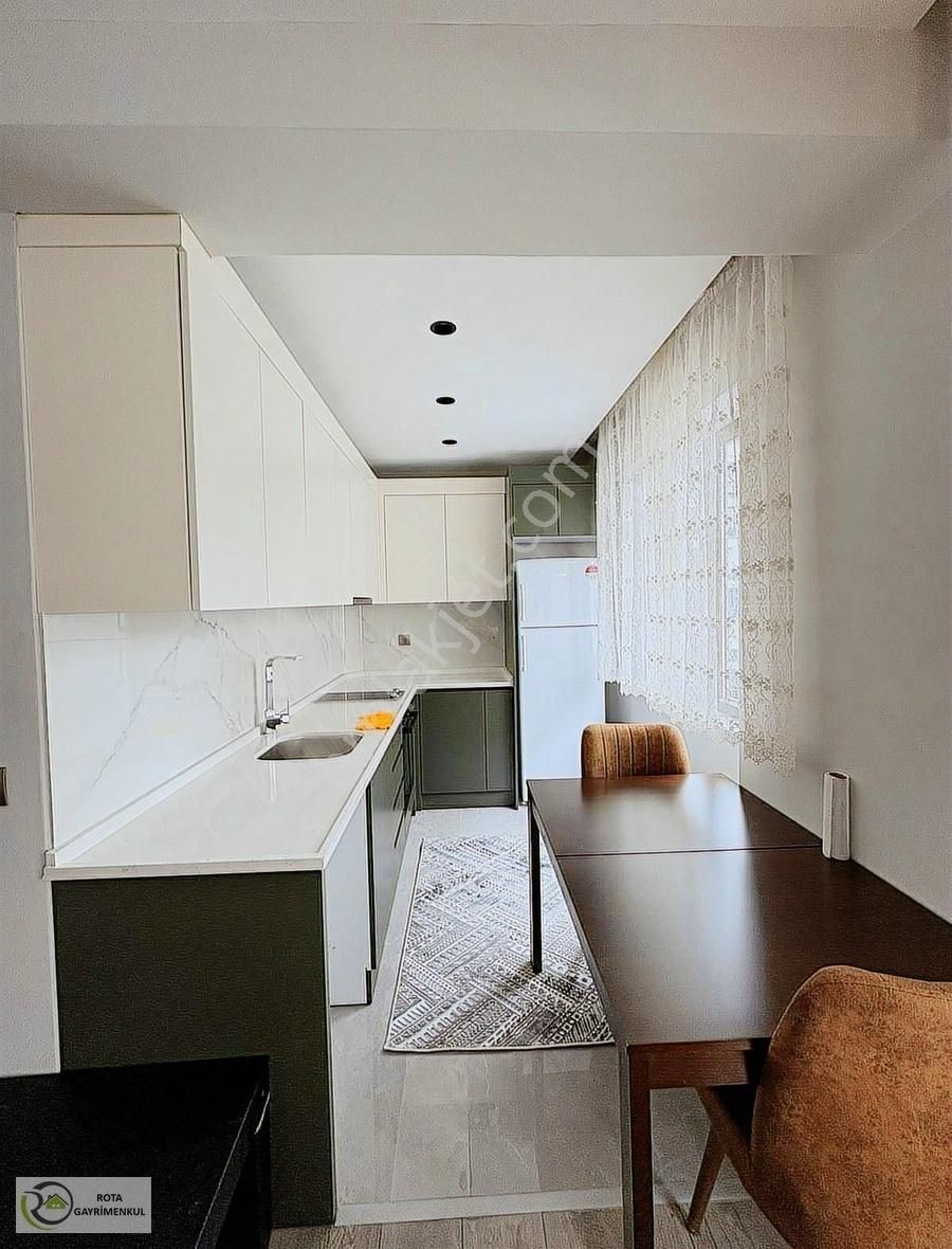 Rota Gayrimenkul'den Yıldızkentte 1+1 Eşyalı Kiralık Sıfır Daire