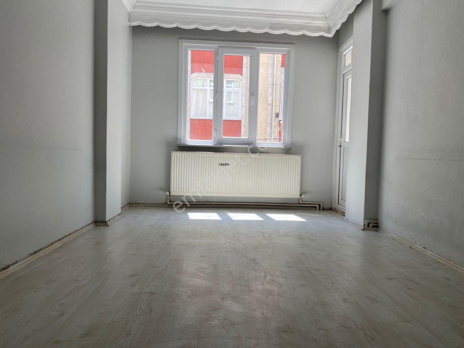 Avrupa Emlak Tan Menderes Mh 90m²2+1 2.kat,menderes Metroya Yakın,kiralık Daire(sabit Gelirlilere)