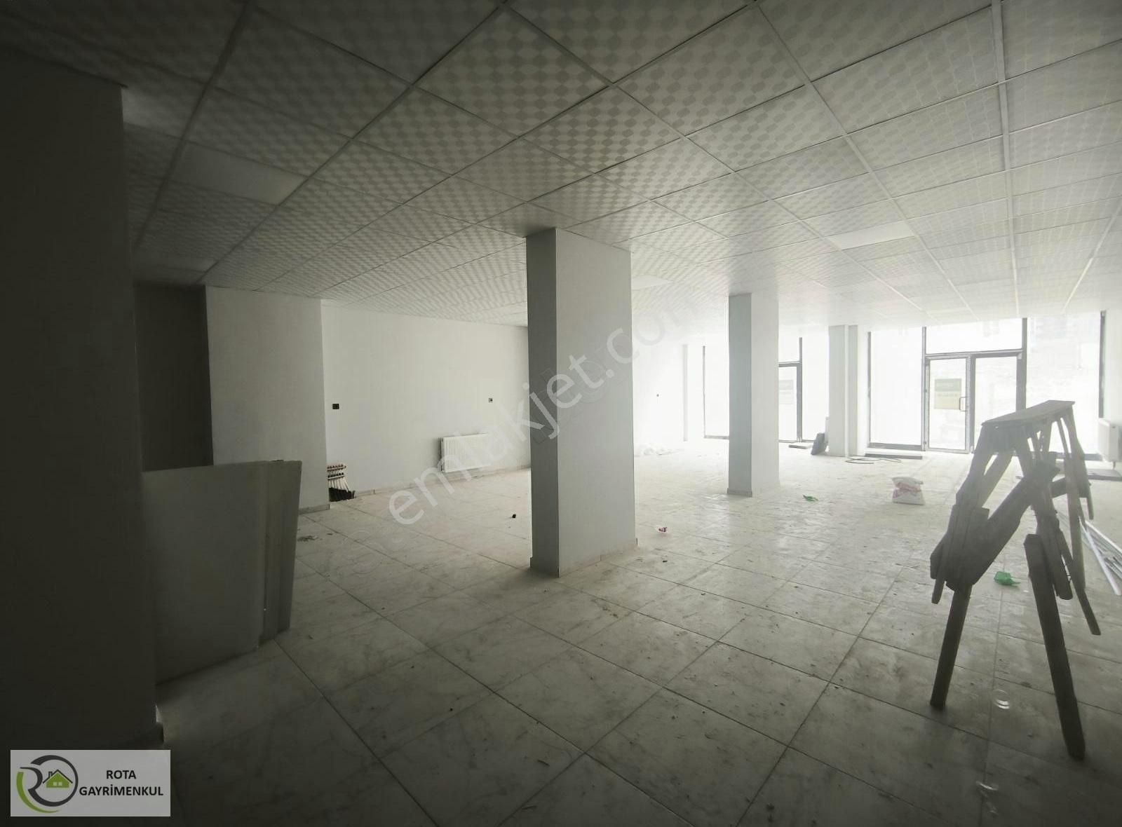 Rota Gm'den Yıldızkent'te 180 M² Yola Cephe Satılık Dükkan