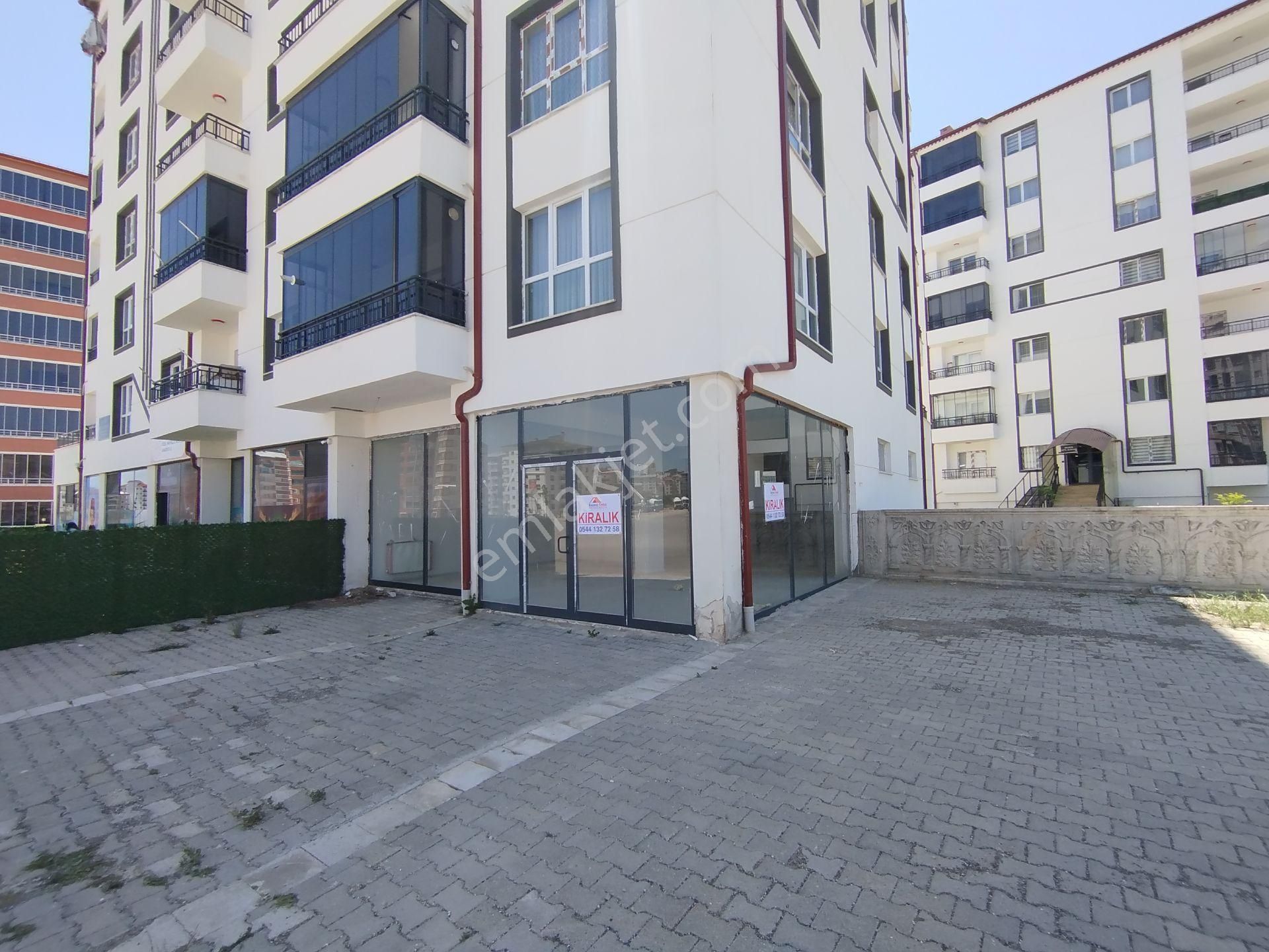 Sivas Kiralık Dükkan Tuzlugöl Mah. 200m2
