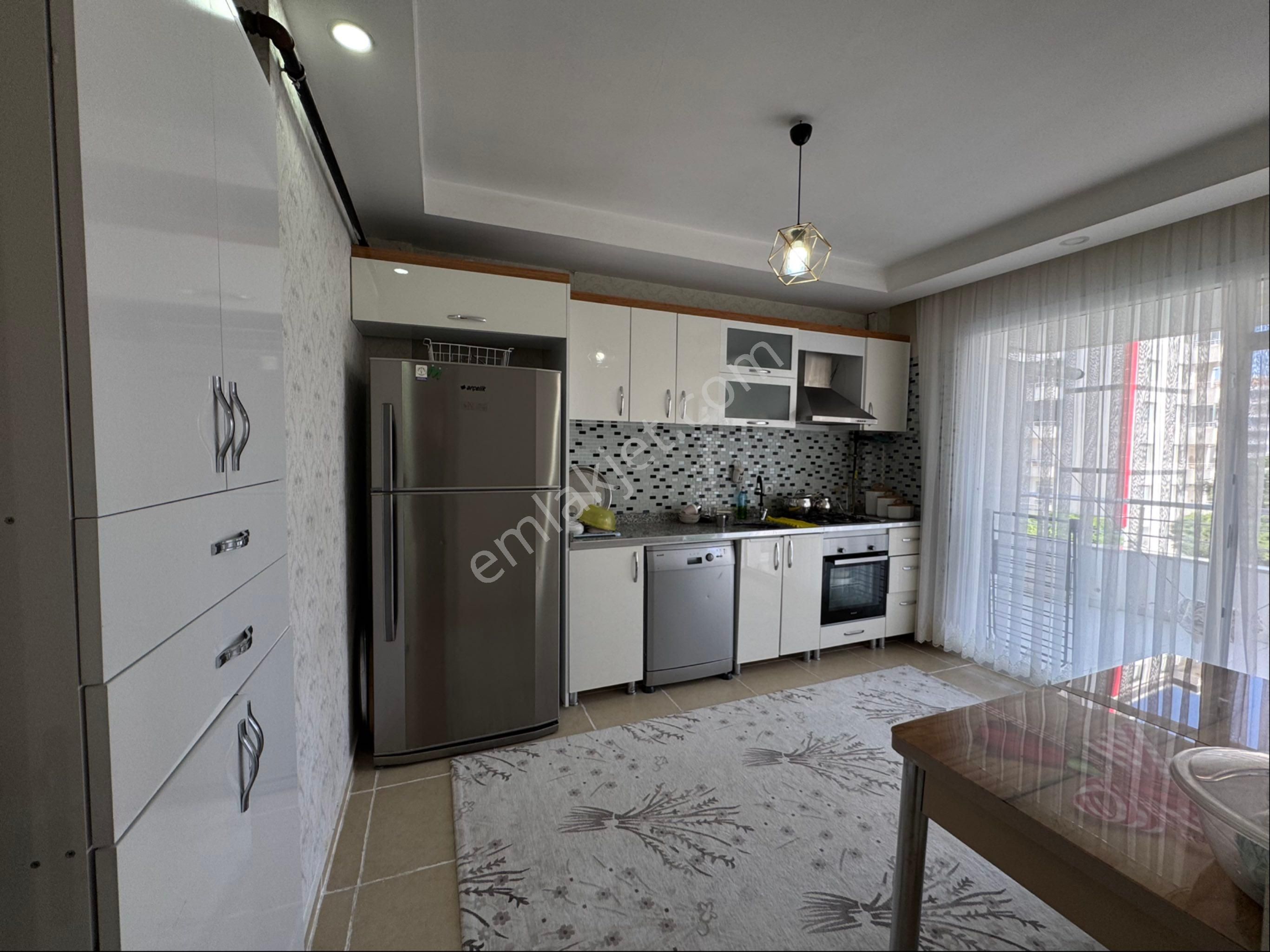 Havaalanı Kavşağında Satılık 3+1 Fırsat Daire