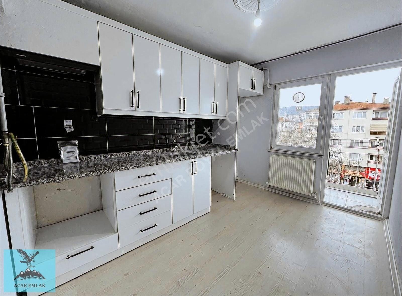 Royal'den Çarşıda Cadde Üstü Full Yapılı Kiralık 2+1 Daire