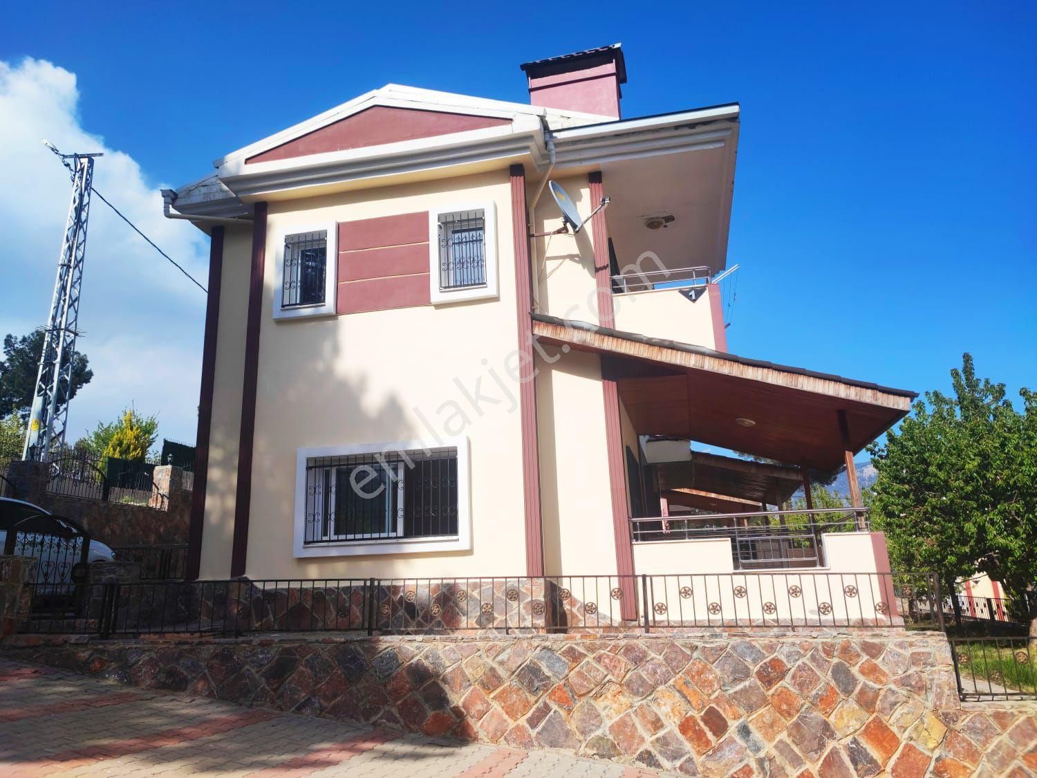 Pozantı Cumhuriyet Mahallesi Yaylalık 4+1 Ultra Lüks Satılık Villa - Görsel 2