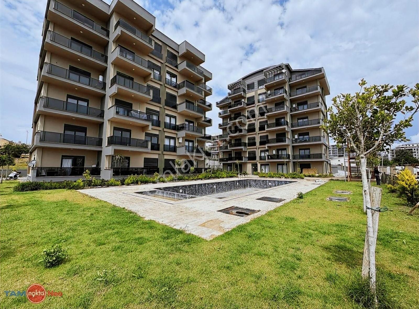 Ana Cadde Üzeri Site İçi Ara Kat 1+1