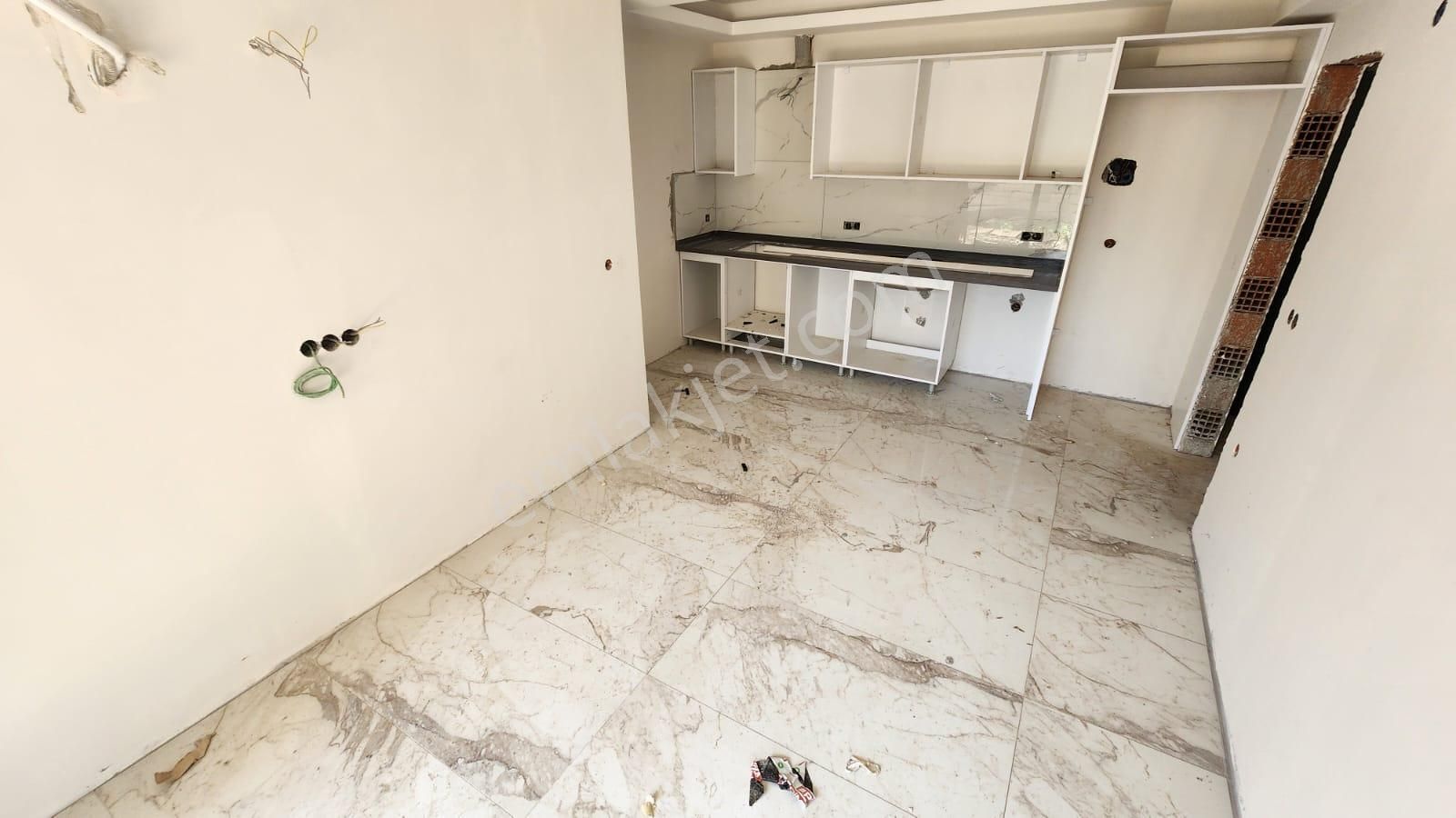 Fethiye Gayriemnkulden Cami Mahallesinde 1+1 Sıfır Giriş Kat Satılık