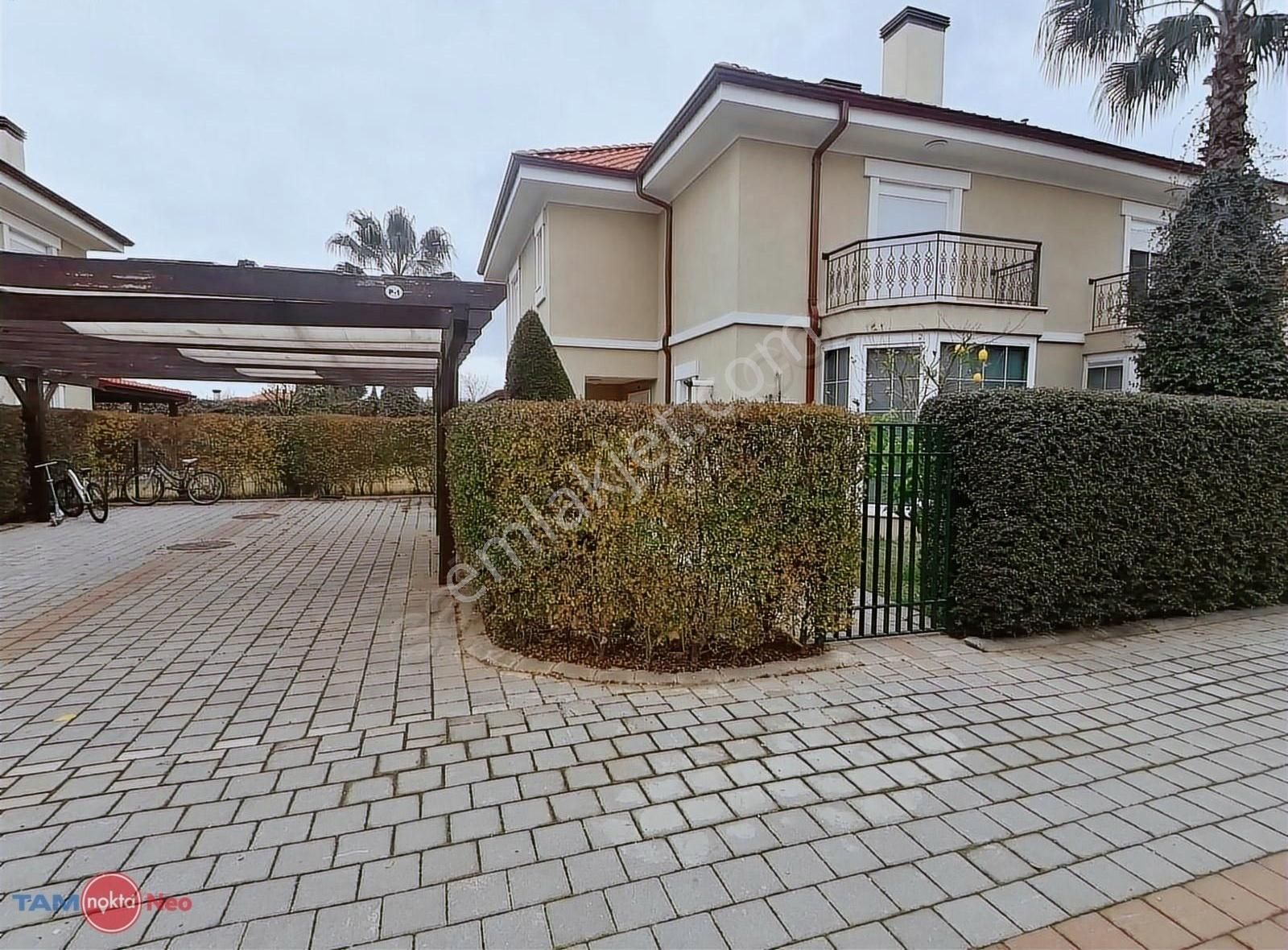 Döşemealtı Vali Konakları 1 Sitesi'nde Satılık 5+1 İkiz Villa