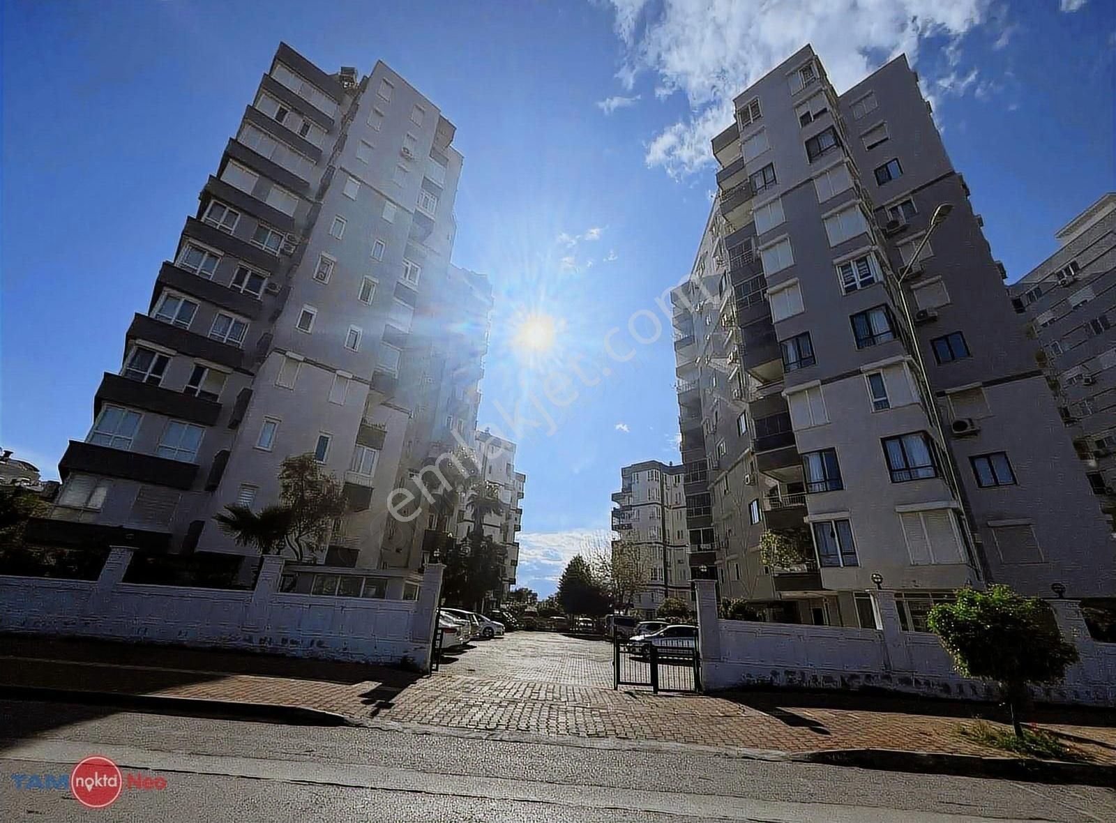 Lara'nın En Uygun Ara Kat Asansörlü 3+1 Satılık Dairesi