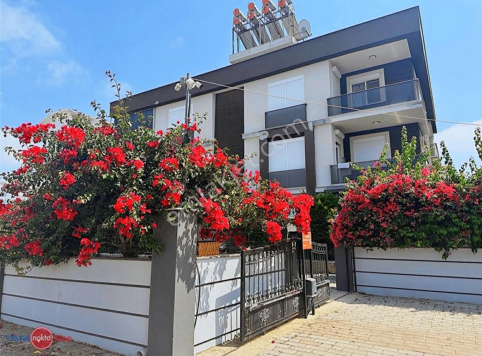 Belek Merkezde Lüks Eşyalı 3+1 Satılık Daire